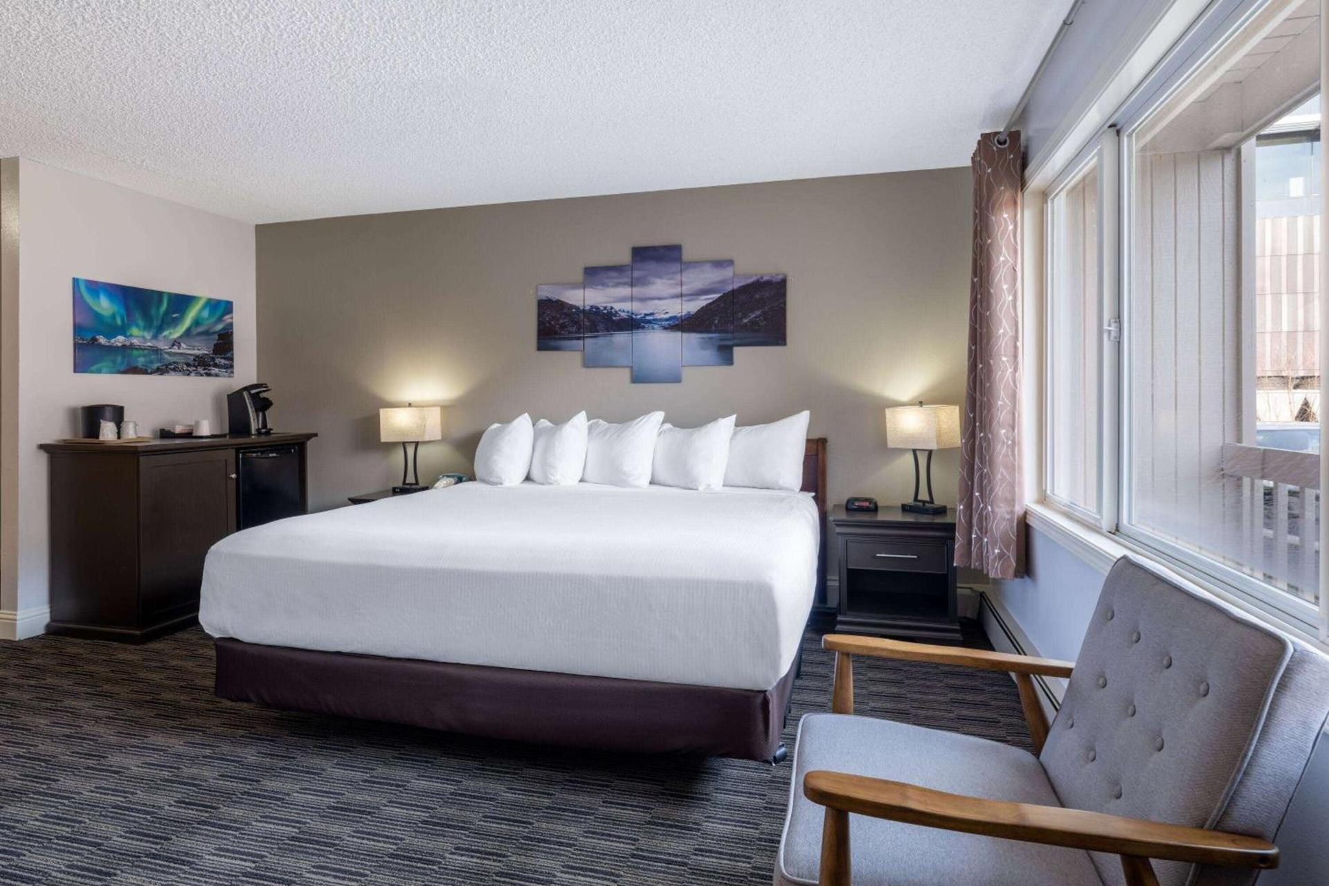 Ramada by Wyndham Juneau photo 26