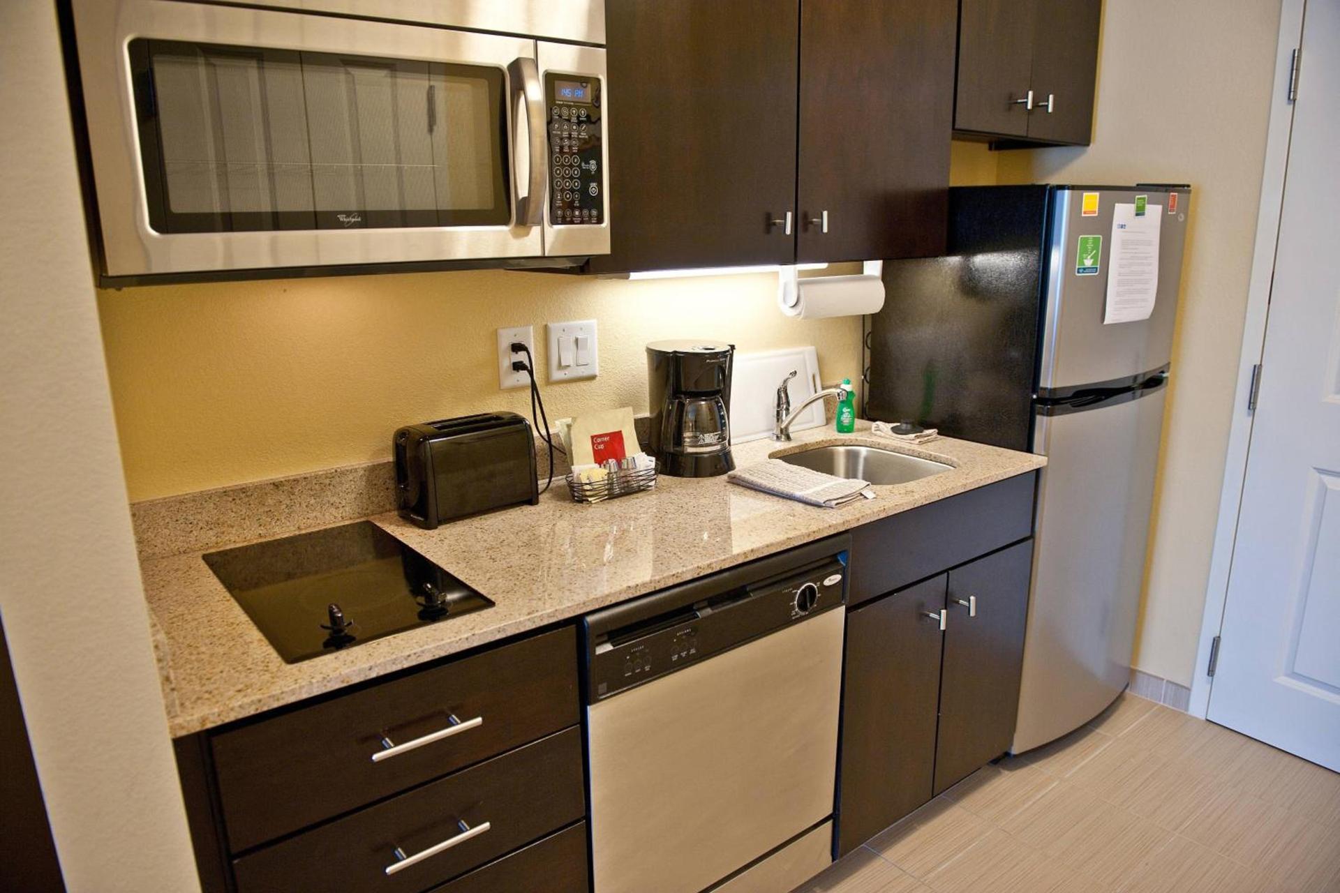 TownePlace Suites by Marriott Charlotte Mooresville photo 8