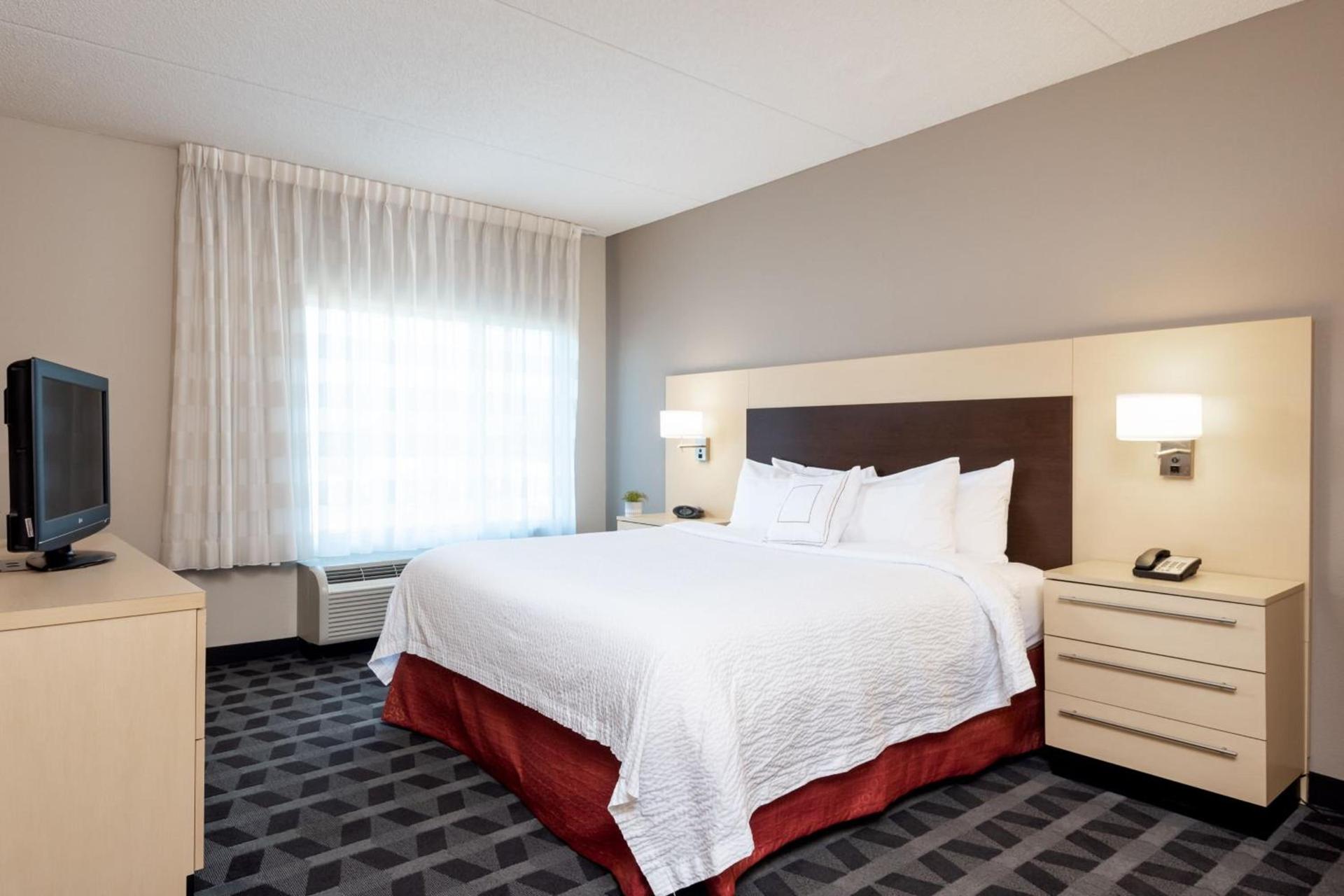 TownePlace Suites by Marriott Charlotte Mooresville photo 7