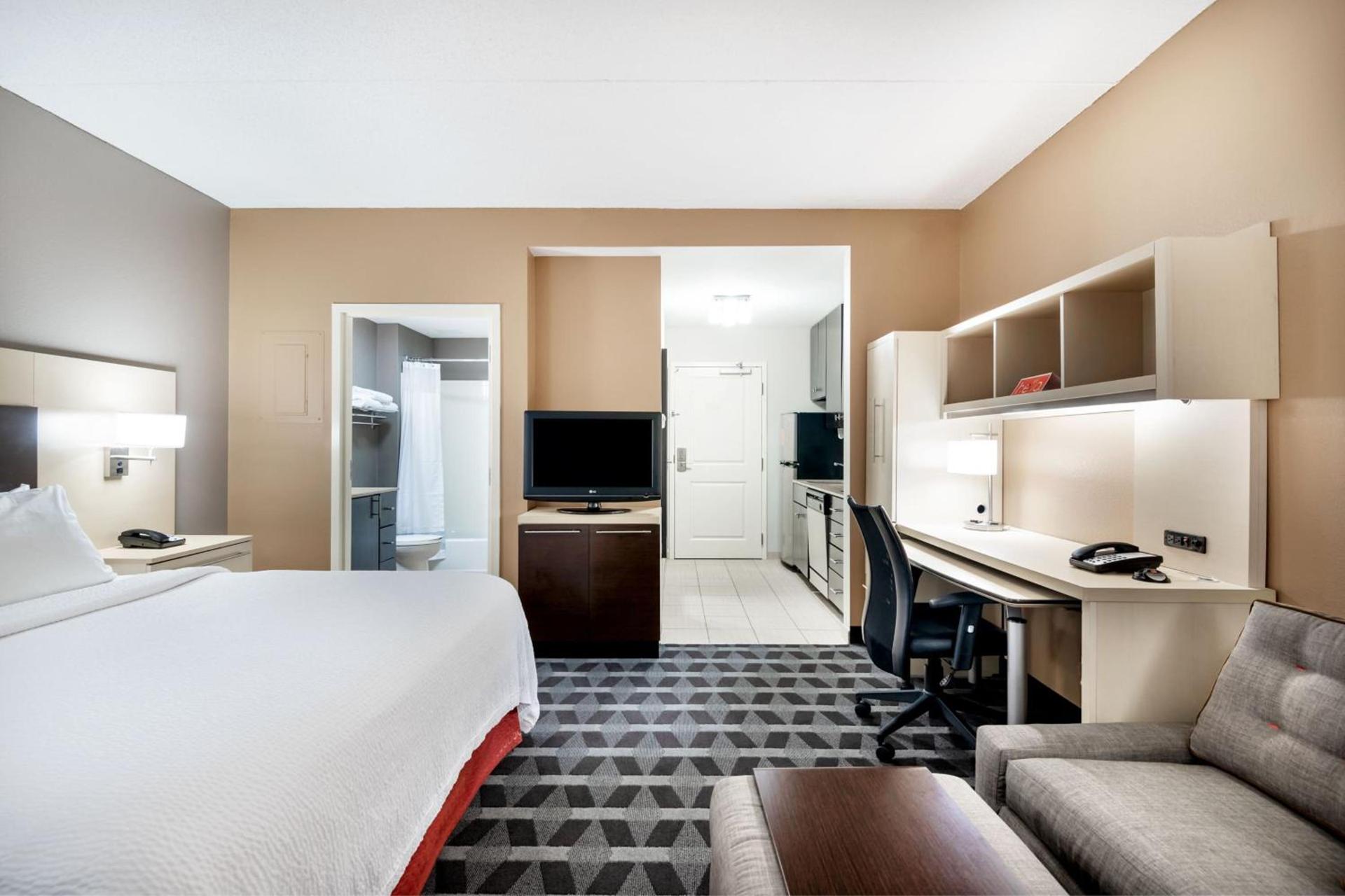 TownePlace Suites by Marriott Charlotte Mooresville photo 13