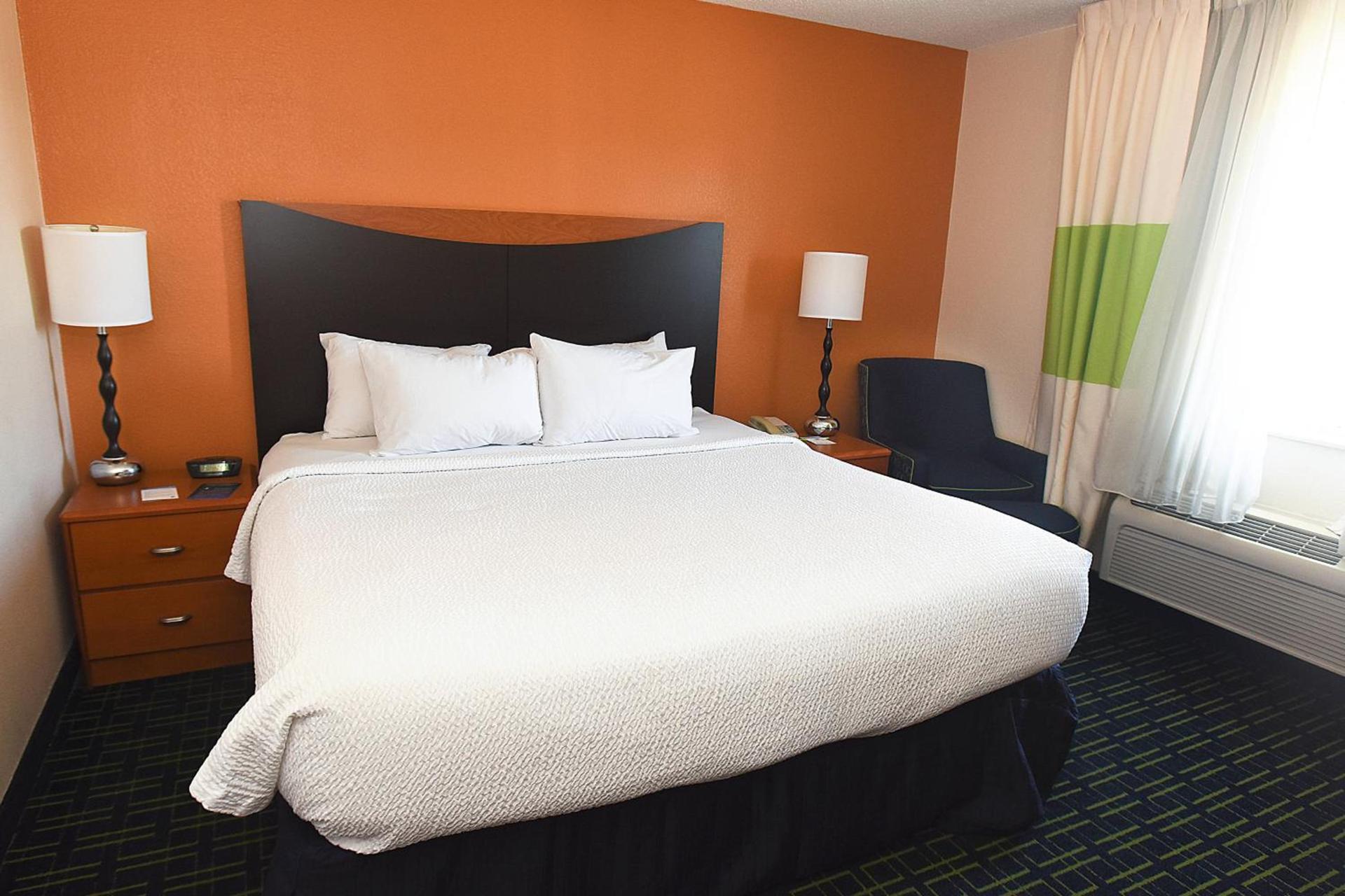 AmericInn by Wyndham Topeka photo 14