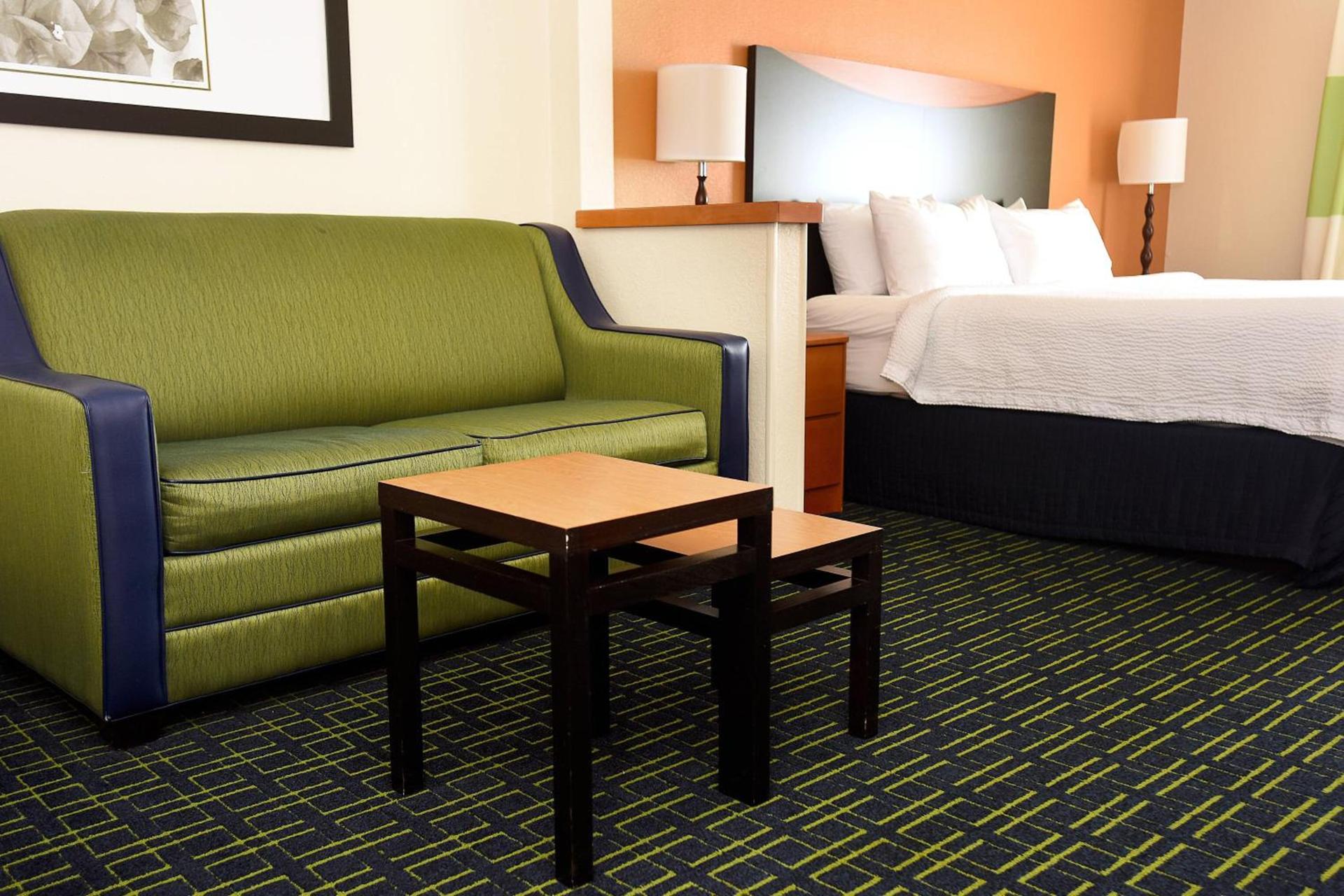 AmericInn by Wyndham Topeka photo 17