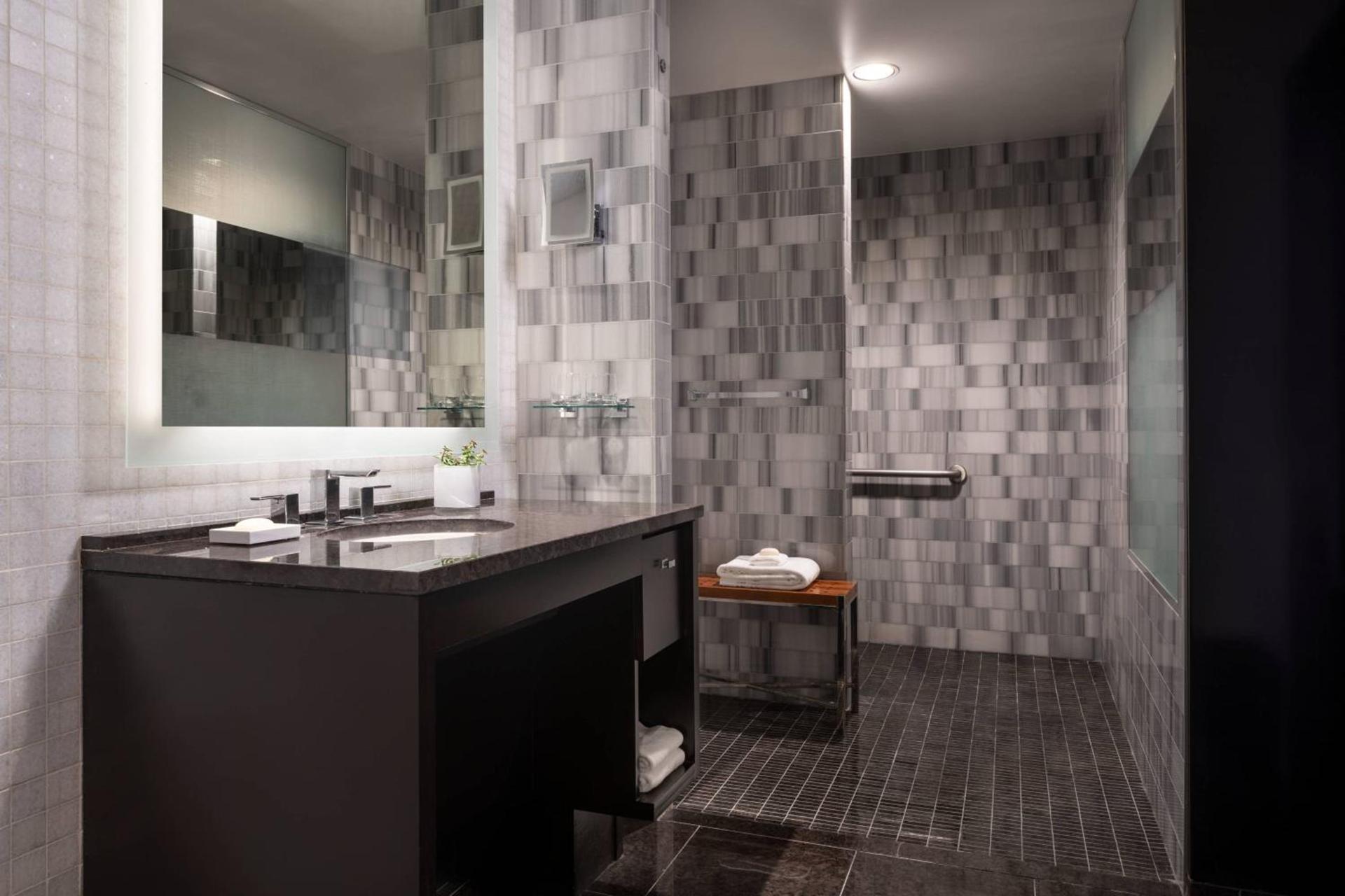 The Ritz-Carlton, Los Angeles L.A. Live photo 18
