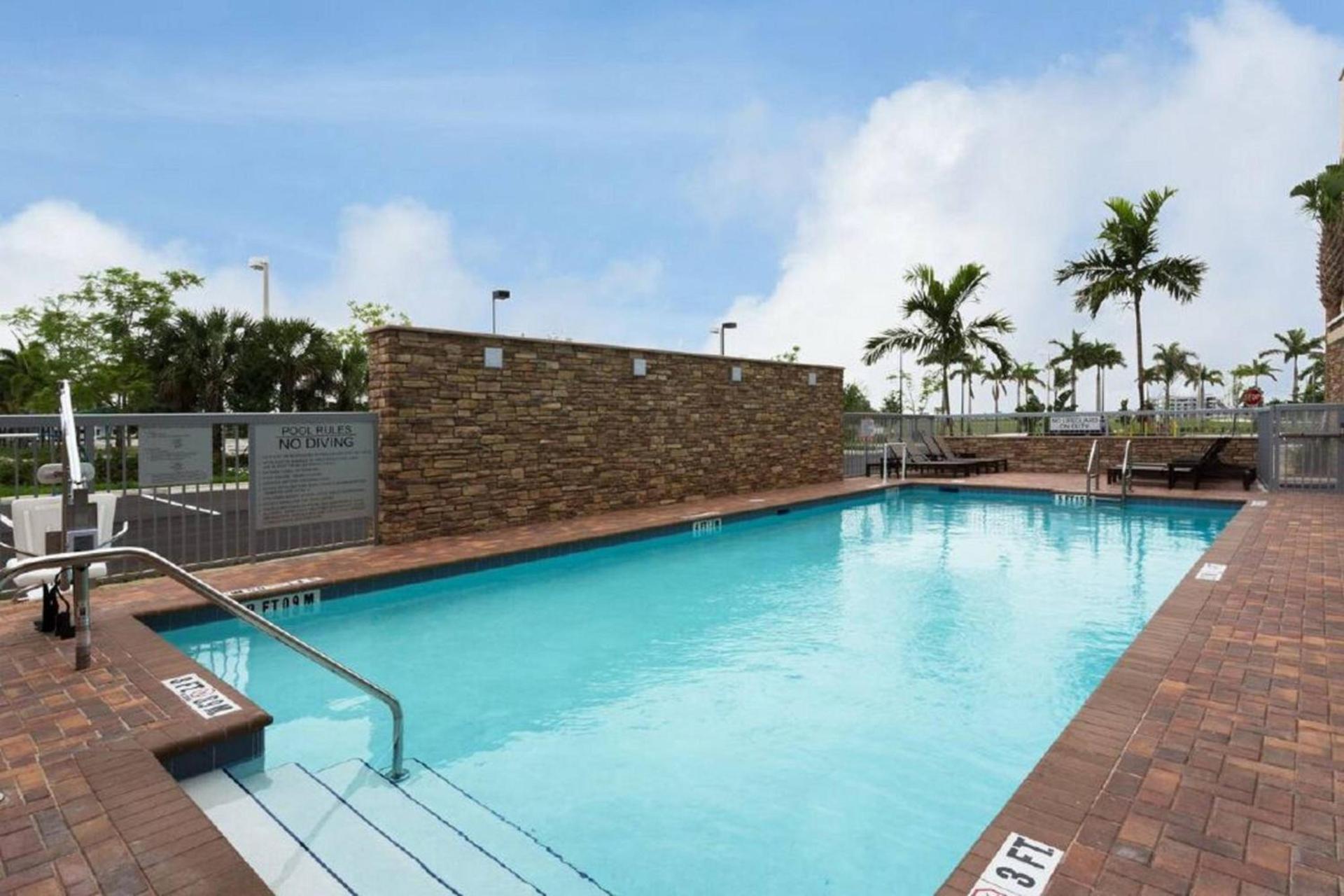 Fairfield Inn & Suites by Marriott Fort Lauderdale Pembroke Pines photo 13
