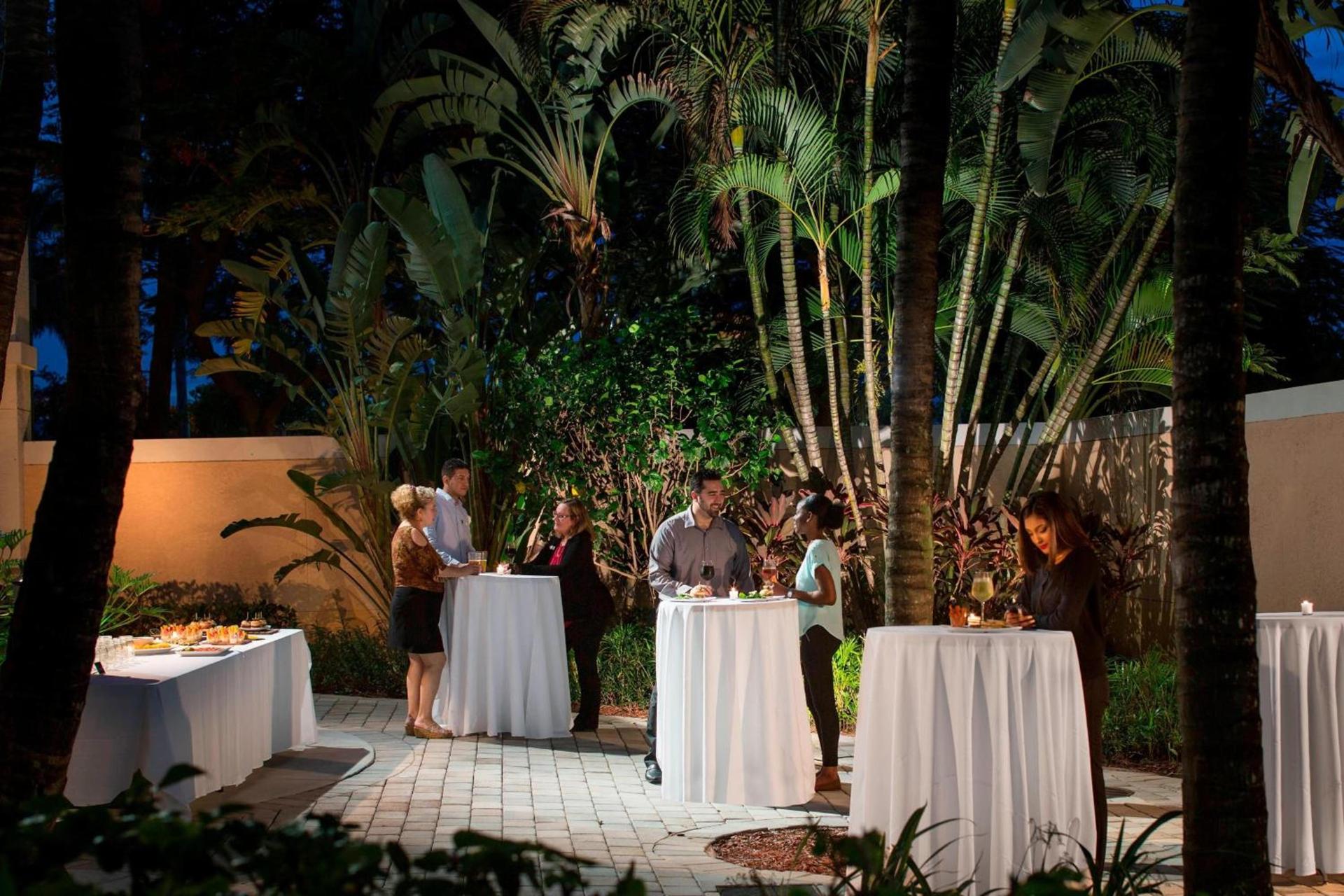 Courtyard by Marriott Fort Lauderdale Airport & Cruise Port photo 36