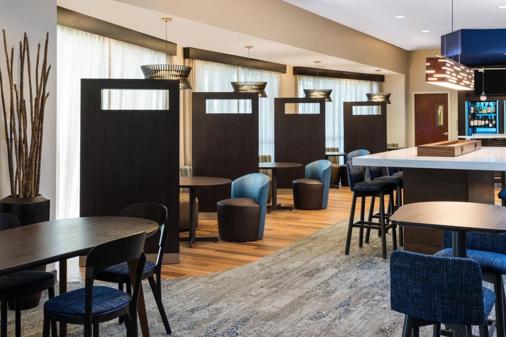 Courtyard by Marriott Fort Lauderdale Airport & Cruise Port photo 17