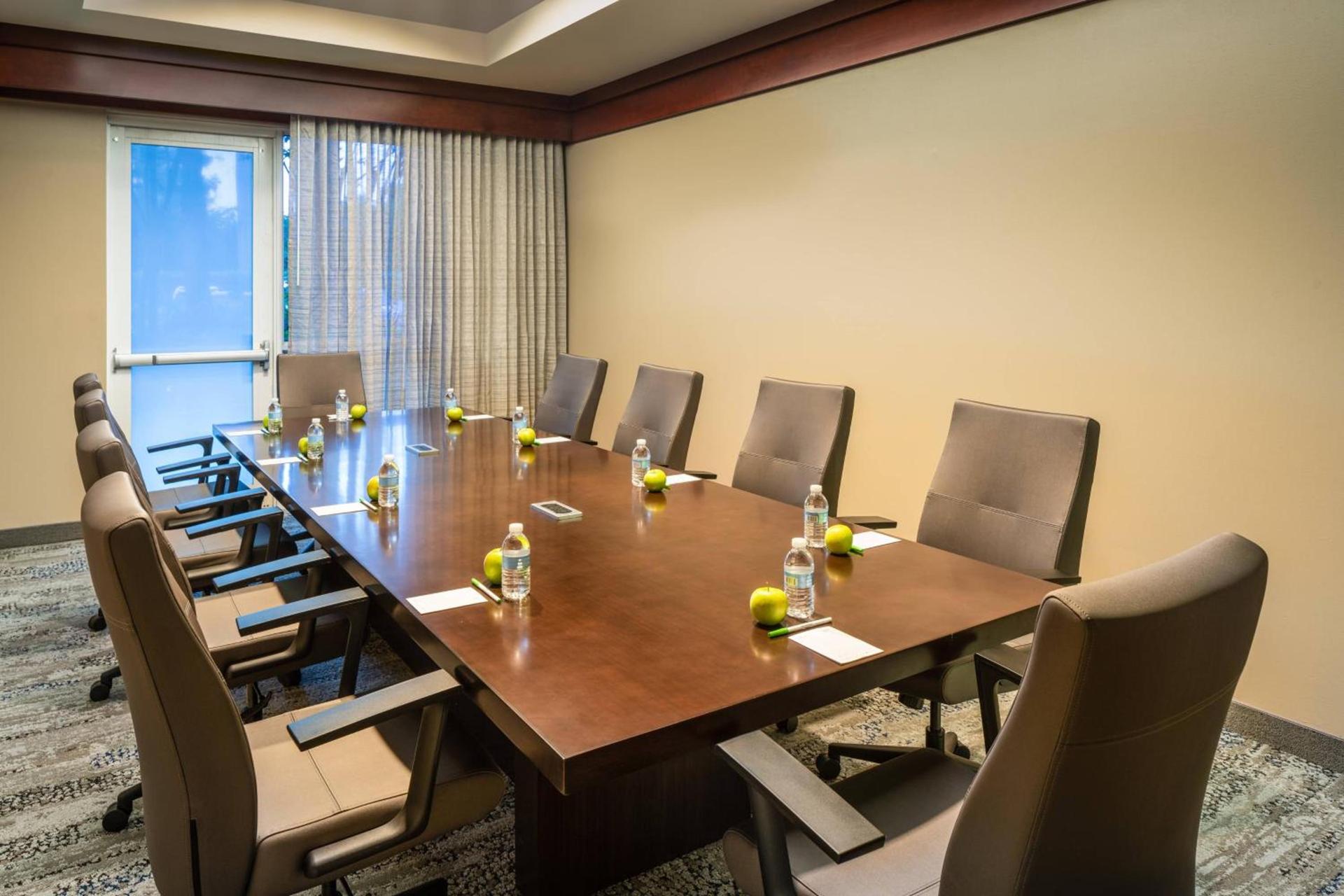 Courtyard by Marriott Fort Lauderdale Airport & Cruise Port photo 32