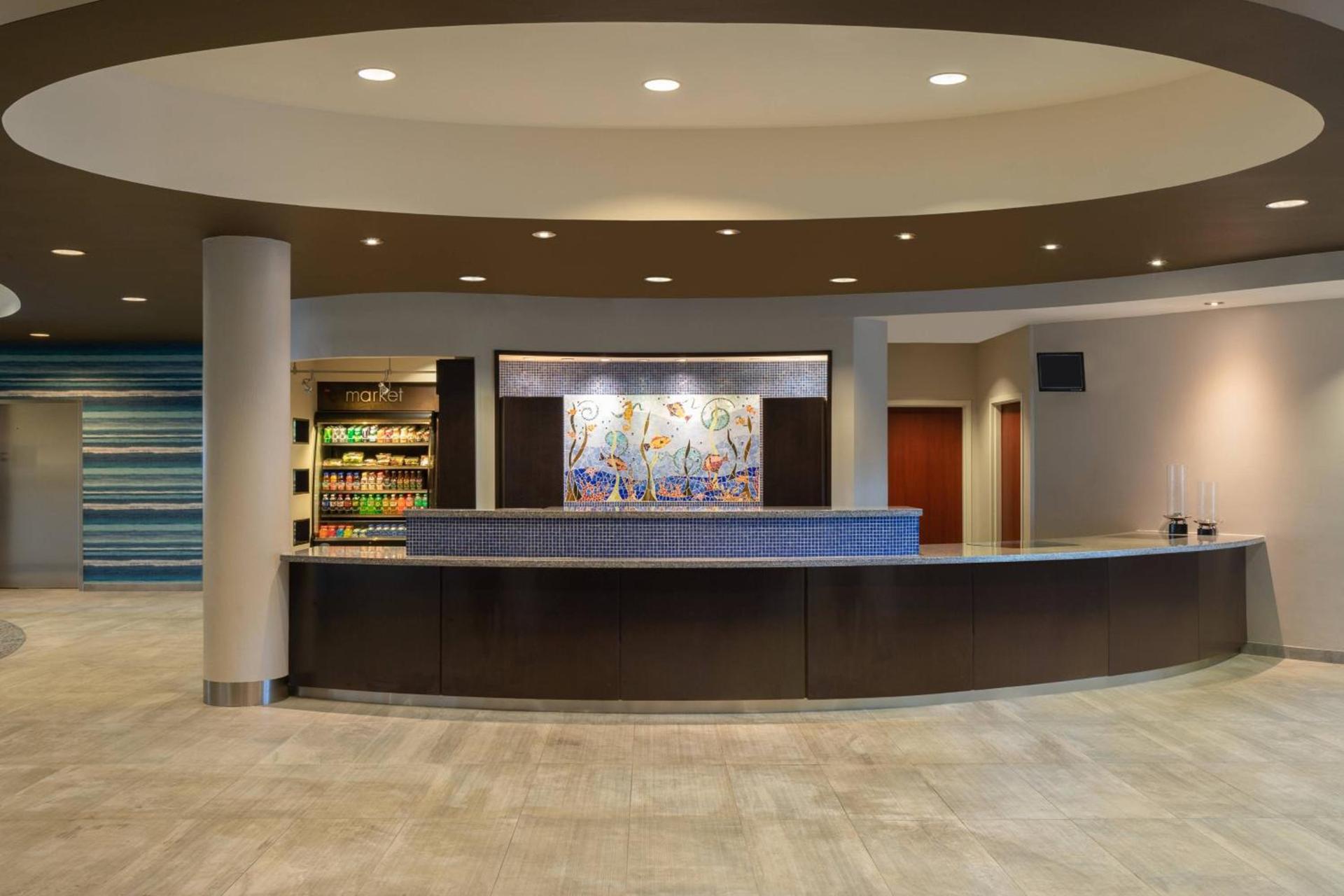 Courtyard by Marriott Fort Lauderdale Airport & Cruise Port photo 38
