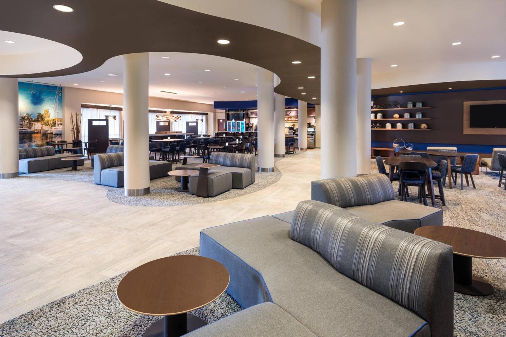 Courtyard by Marriott Fort Lauderdale Airport & Cruise Port photo 39