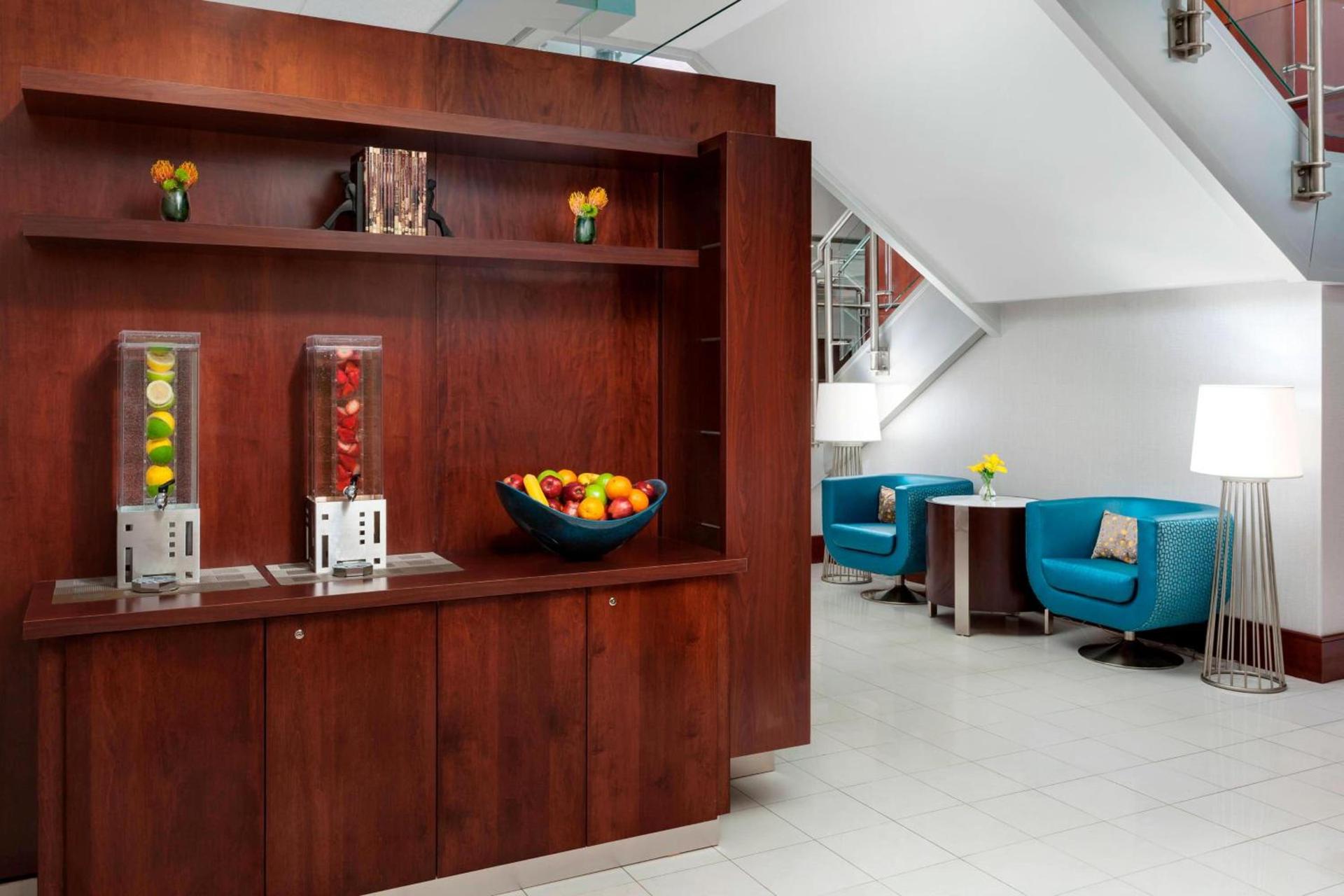 Courtyard by Marriott Boston Cambridge photo 17