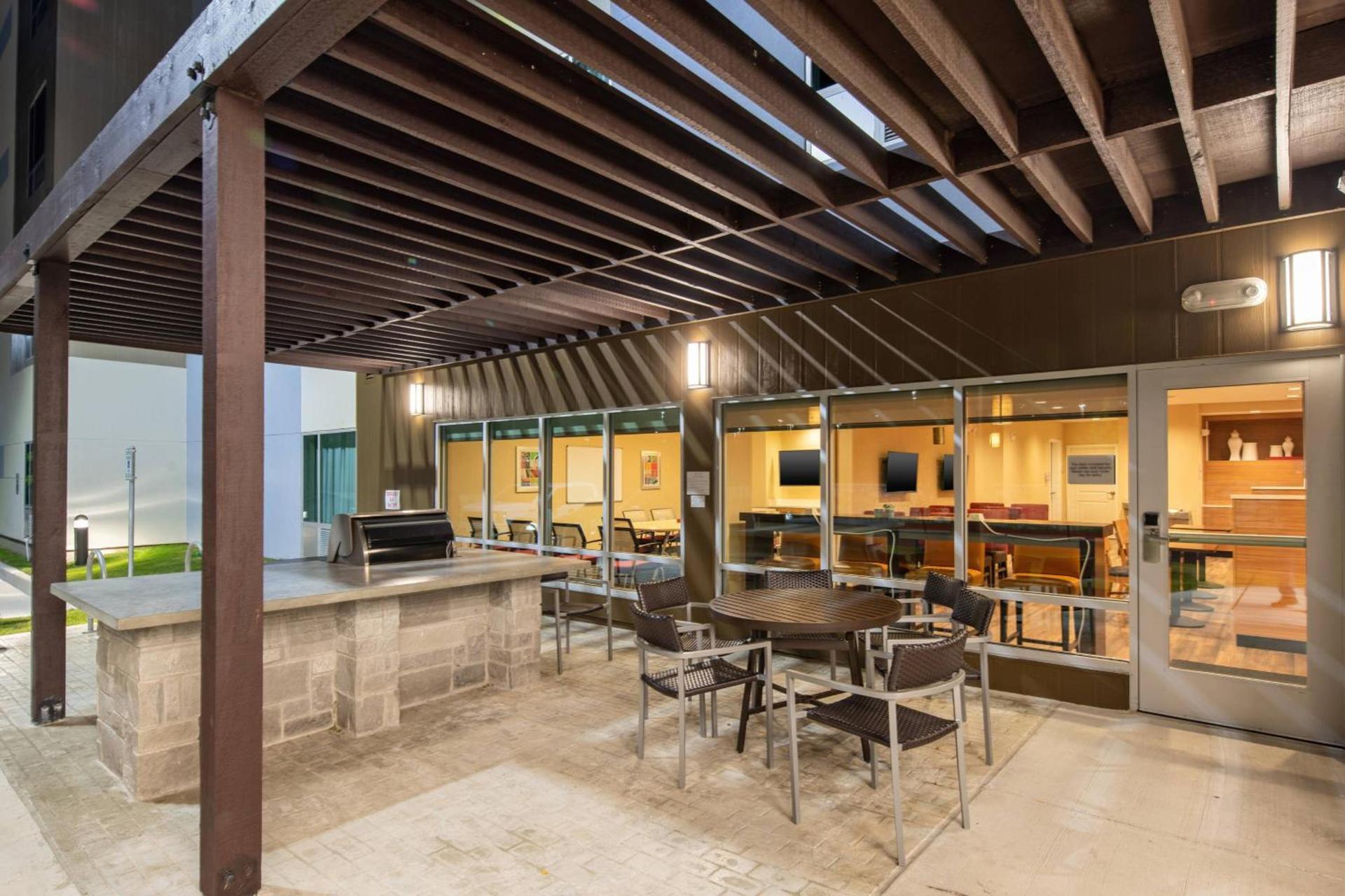 TownePlace Suites Austin South photo 19