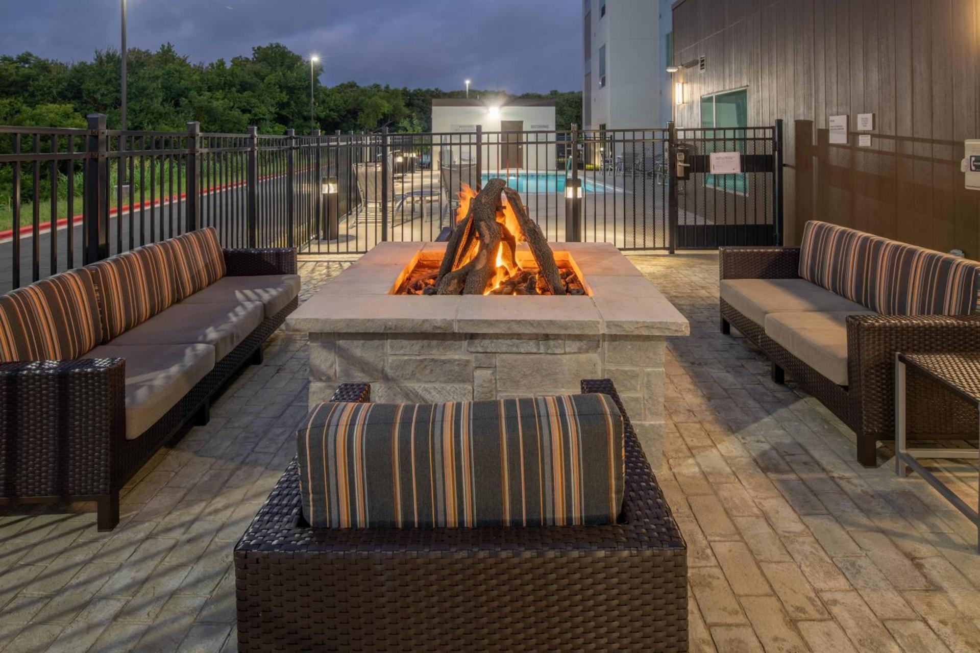 TownePlace Suites Austin South photo 18