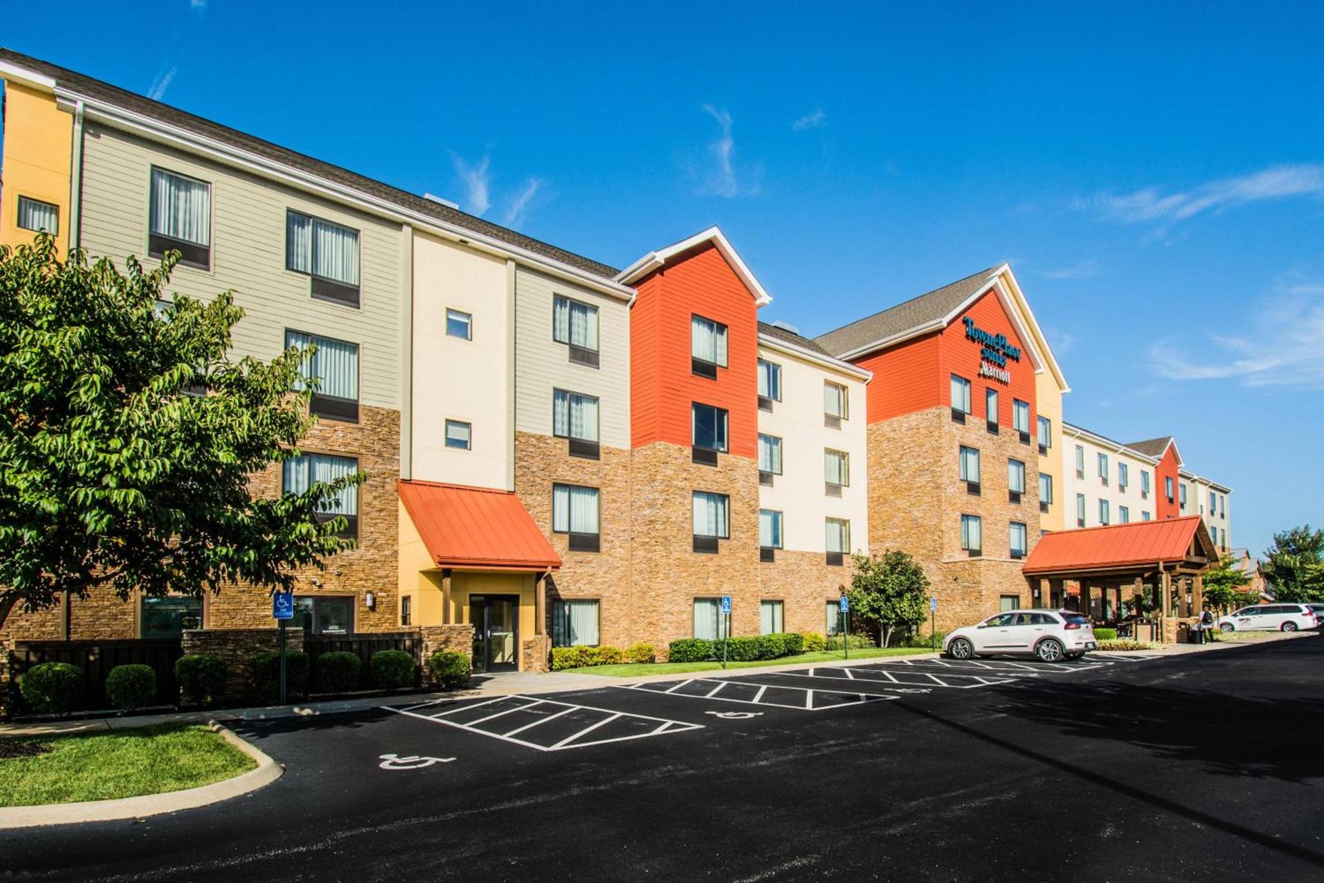 TownePlace Suites by Marriott Bowling Green photo 1