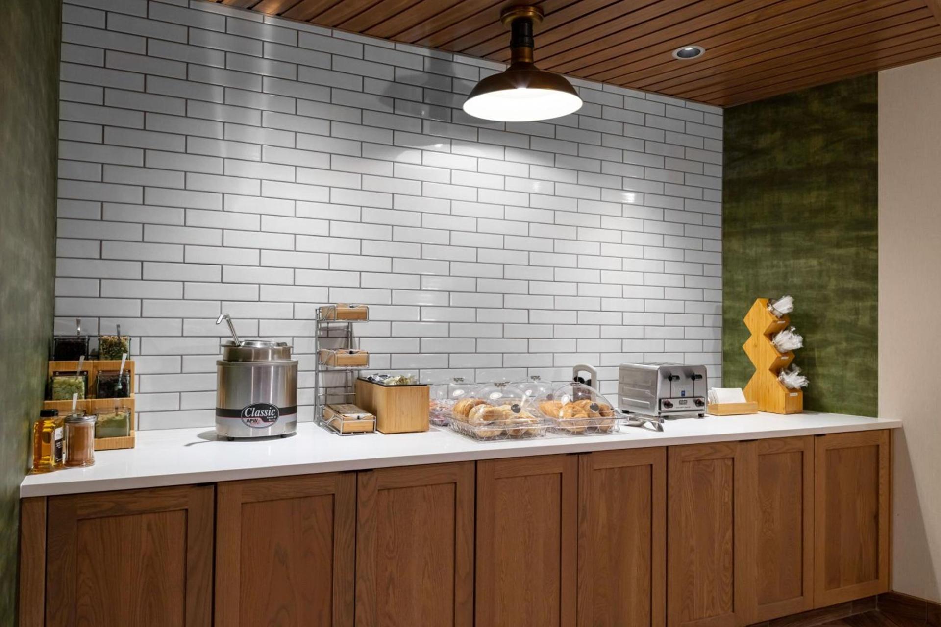 Fairfield Inn & Suites by Marriott Atlanta Marietta photo 14