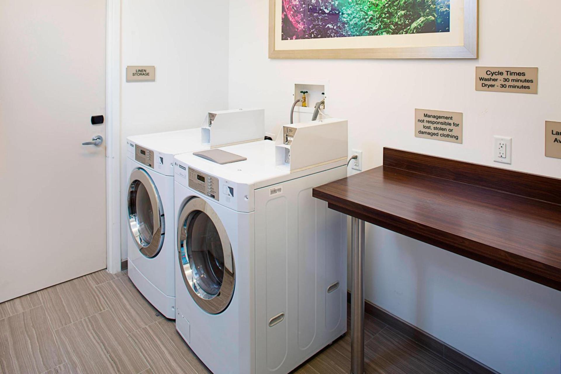 SpringHill Suites by Marriott Carle Place Garden City photo 15