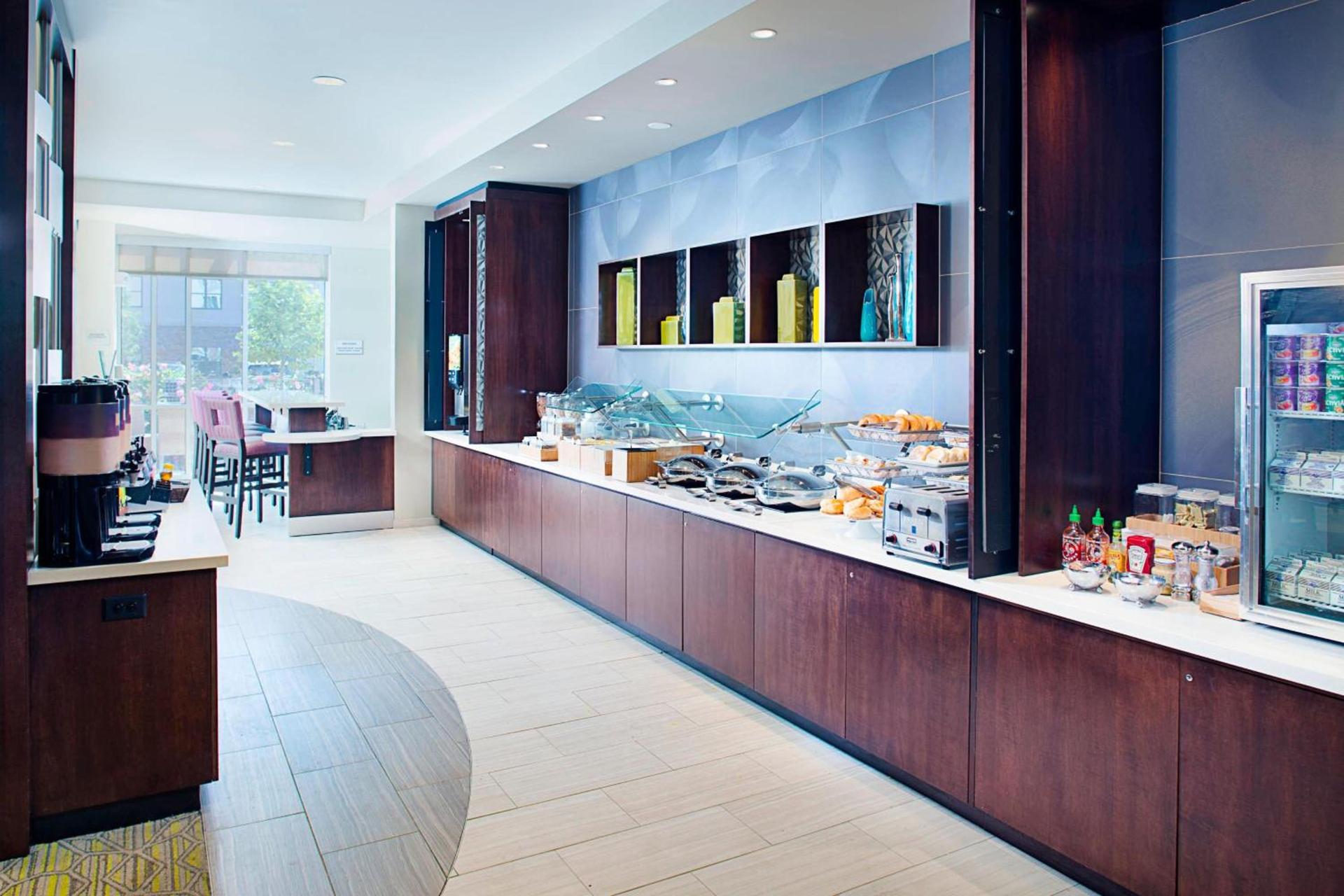 SpringHill Suites by Marriott Carle Place Garden City photo 16