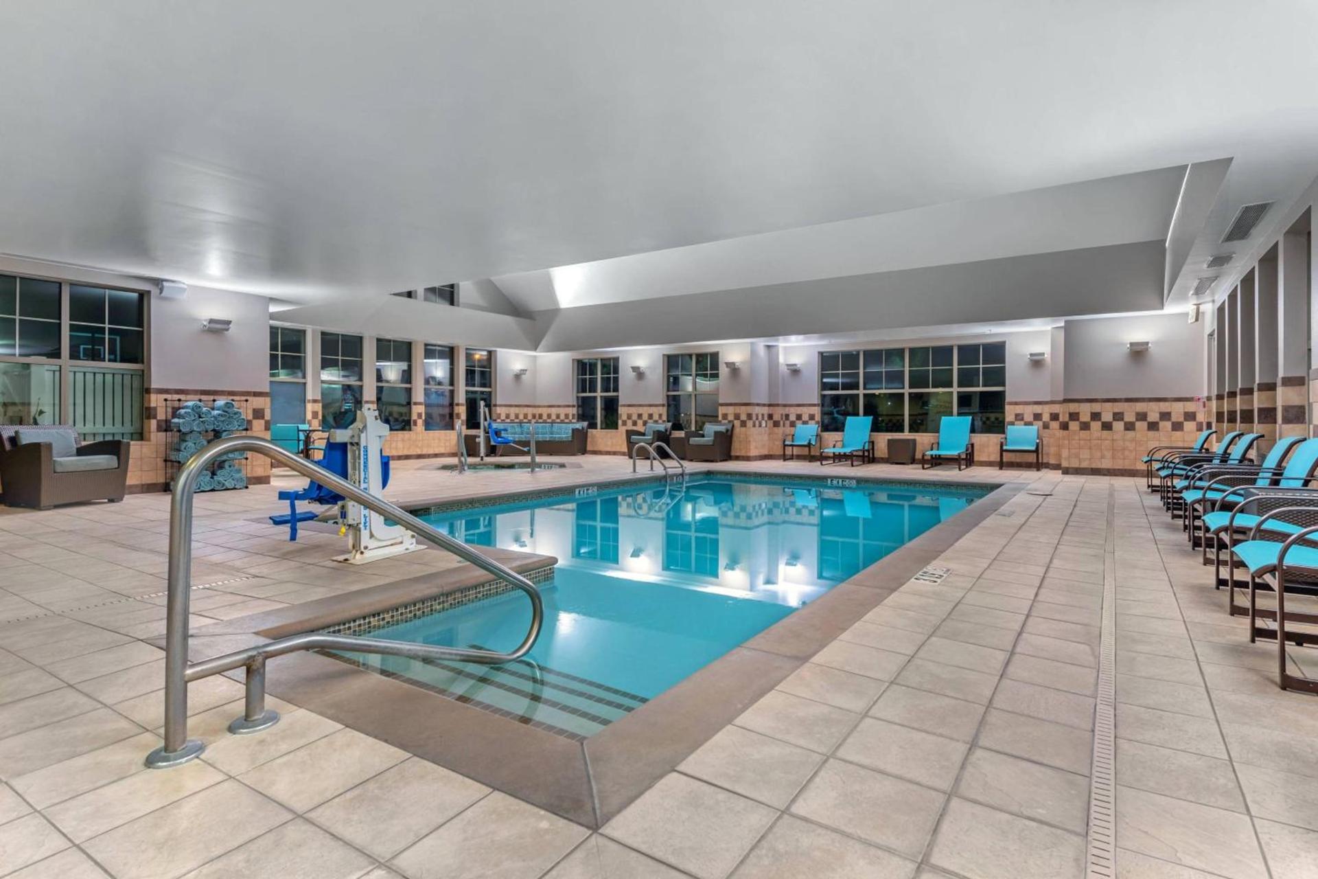 Residence Inn by Marriott Columbus photo 38