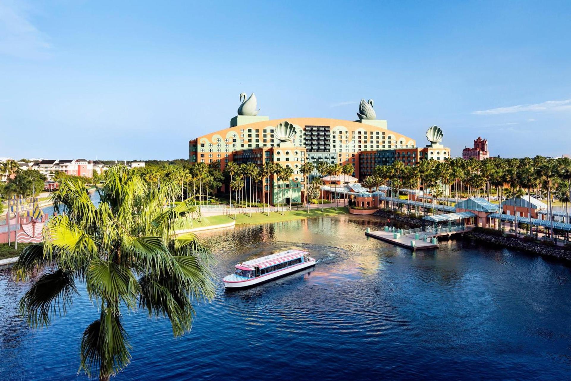 Walt Disney World Dolphin photo 3