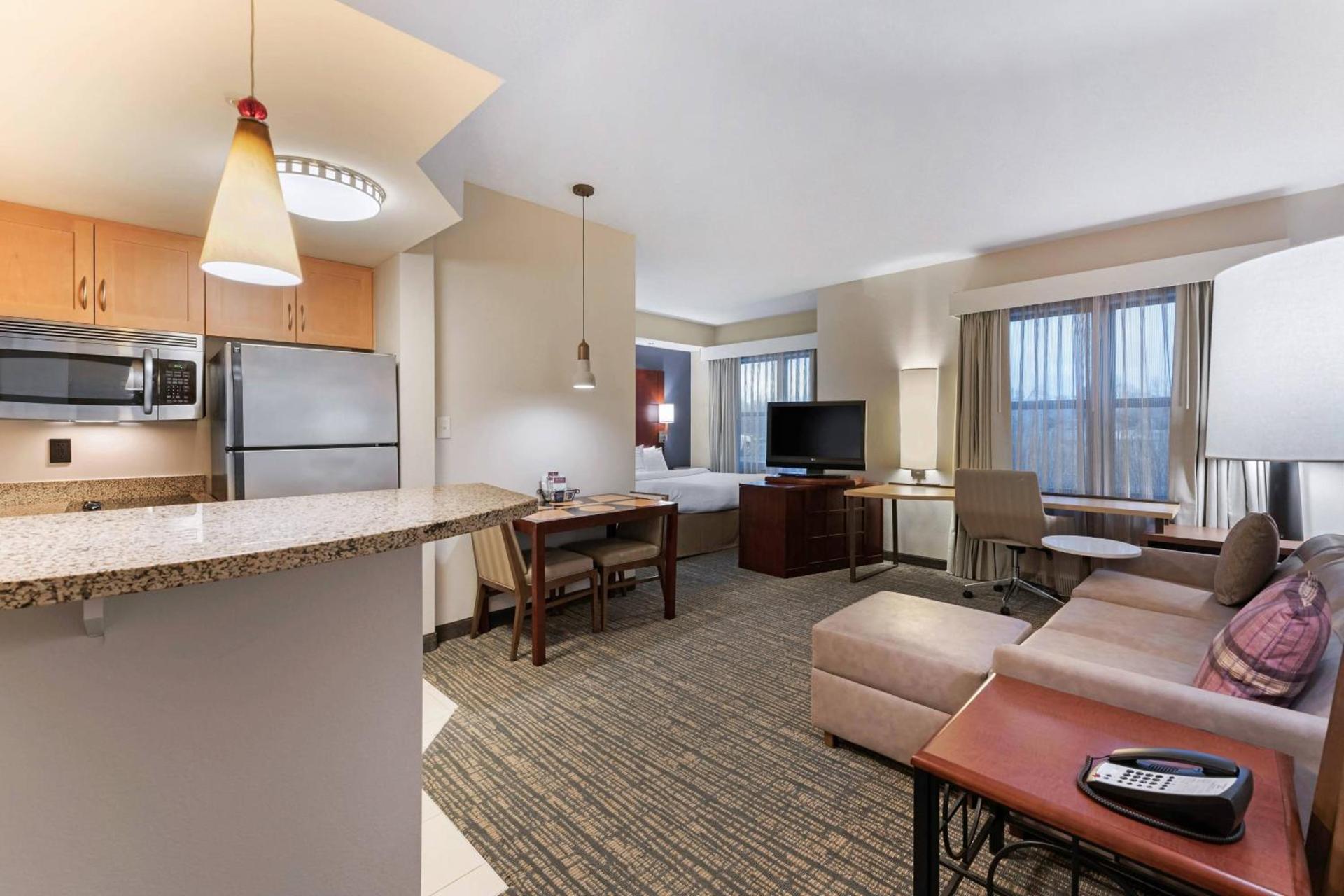 Residence Inn by Marriott Columbus photo 7