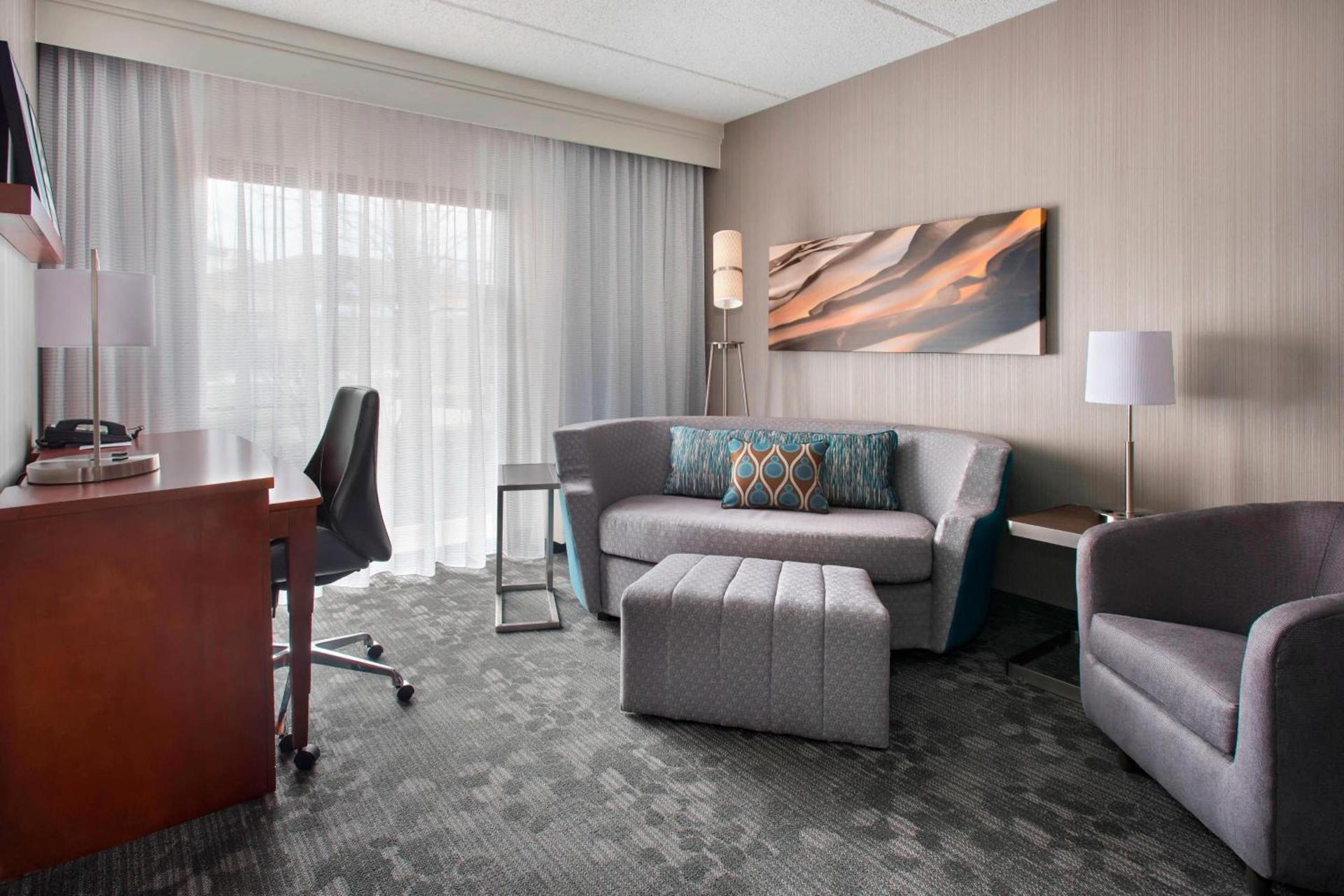 Courtyard by Marriott Fishkill photo 18