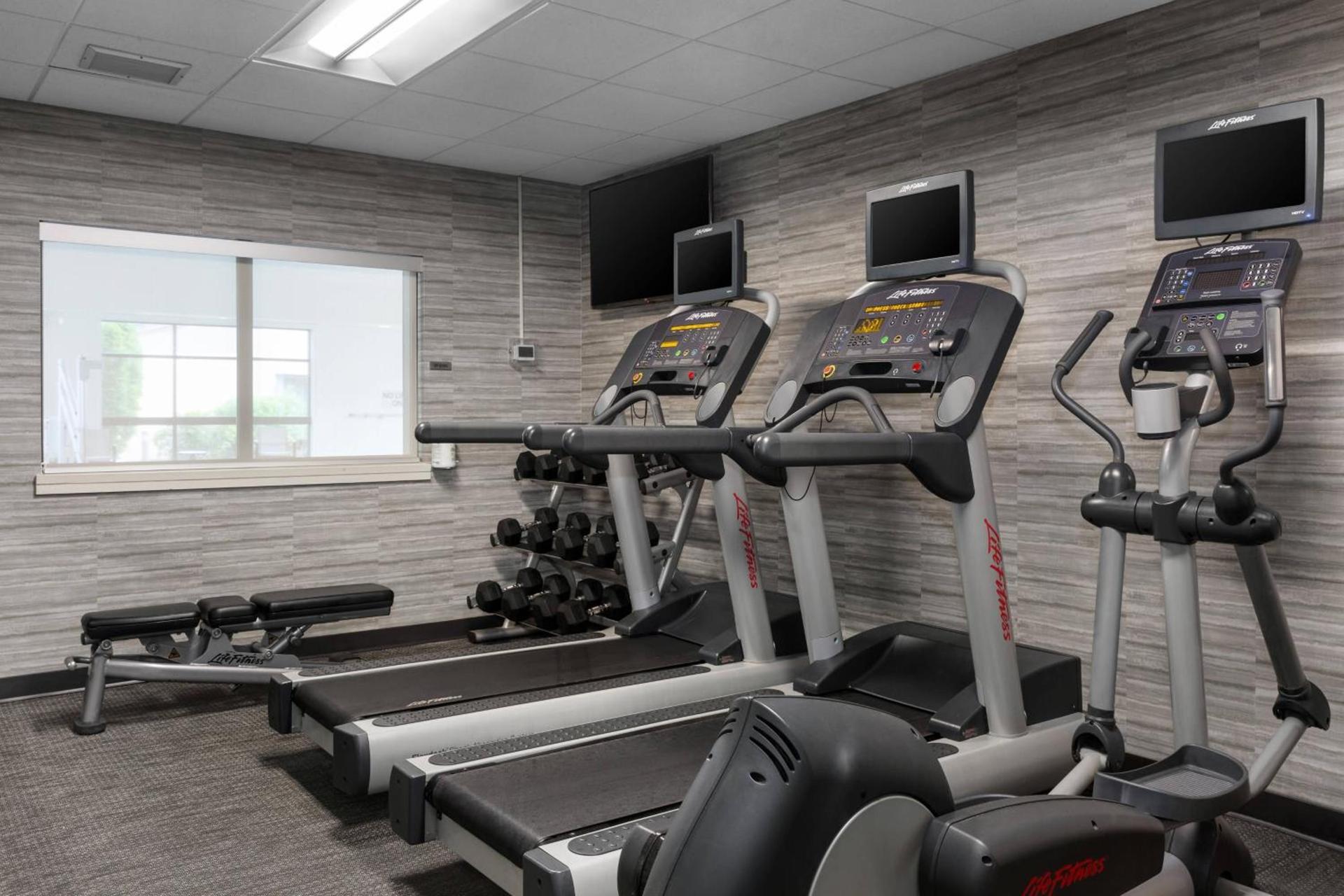 Courtyard by Marriott Fishkill photo 21