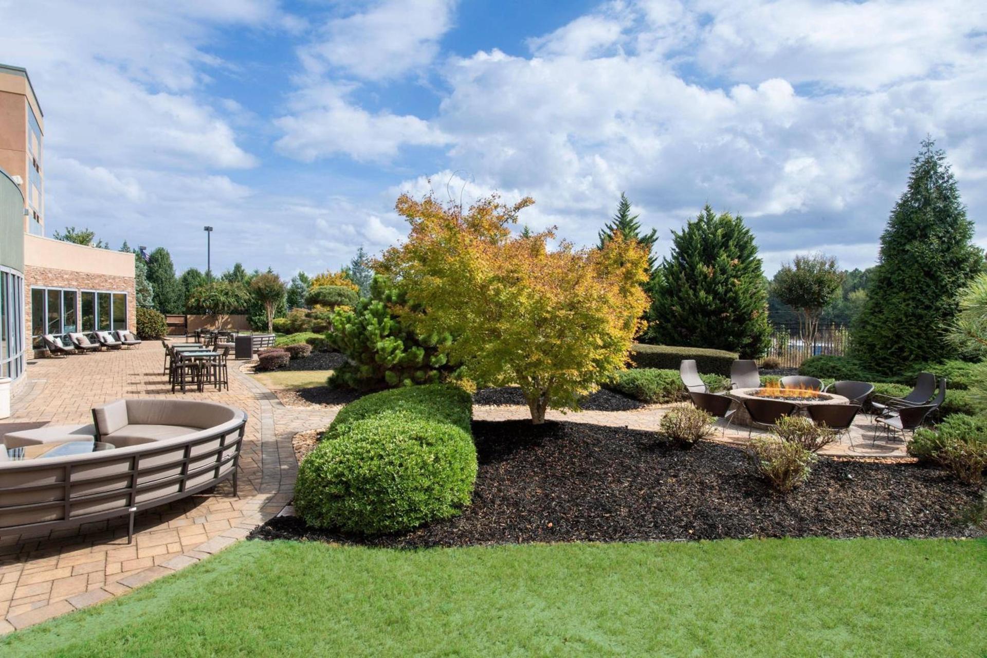 Courtyard Atlanta McDonough photo 4