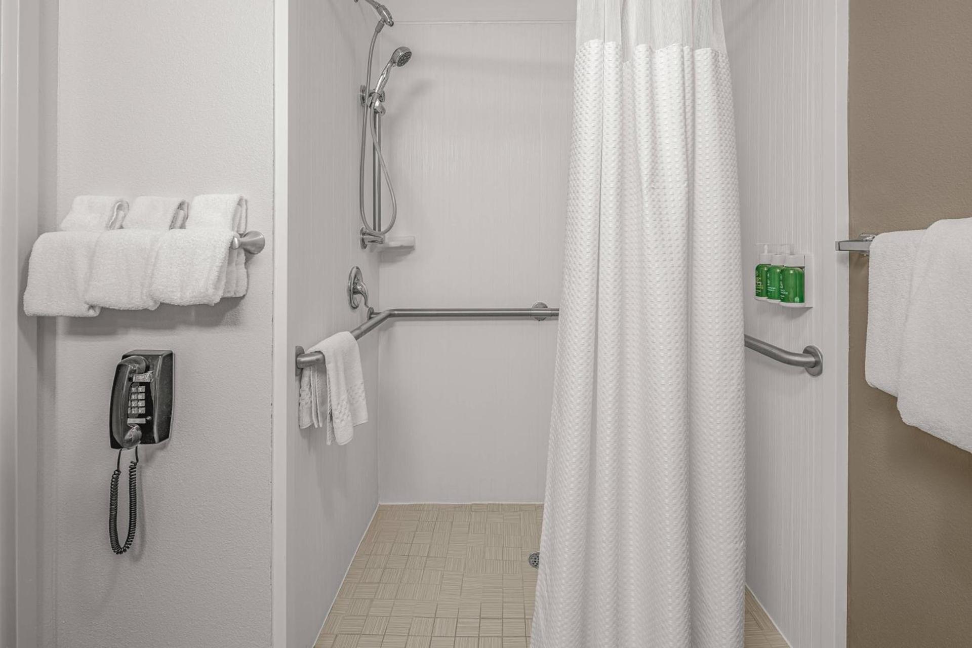 Courtyard by Marriott Wilmington/Wrightsville Beach photo 14