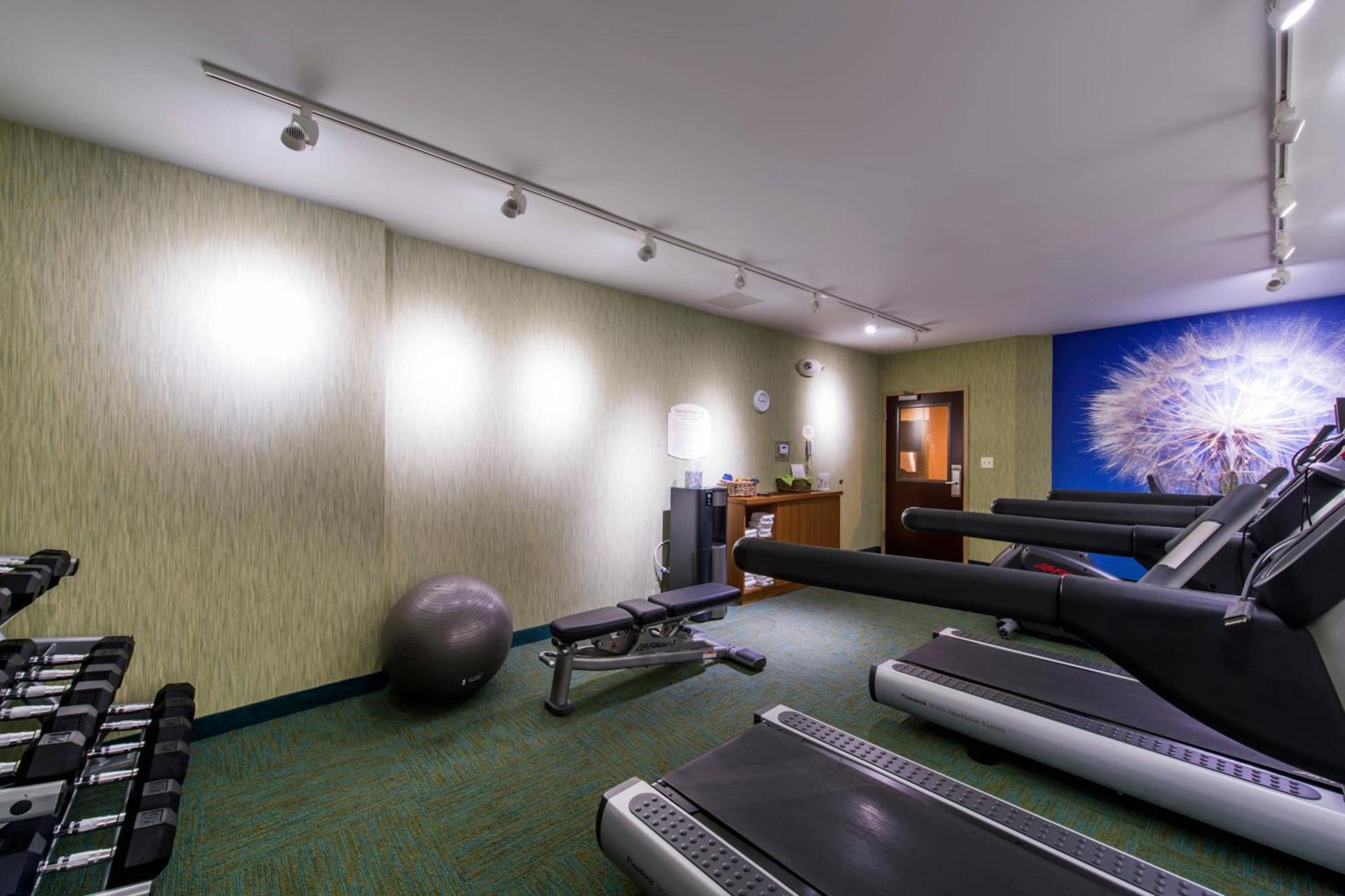 SpringHill Suites Devens Common Center photo 19