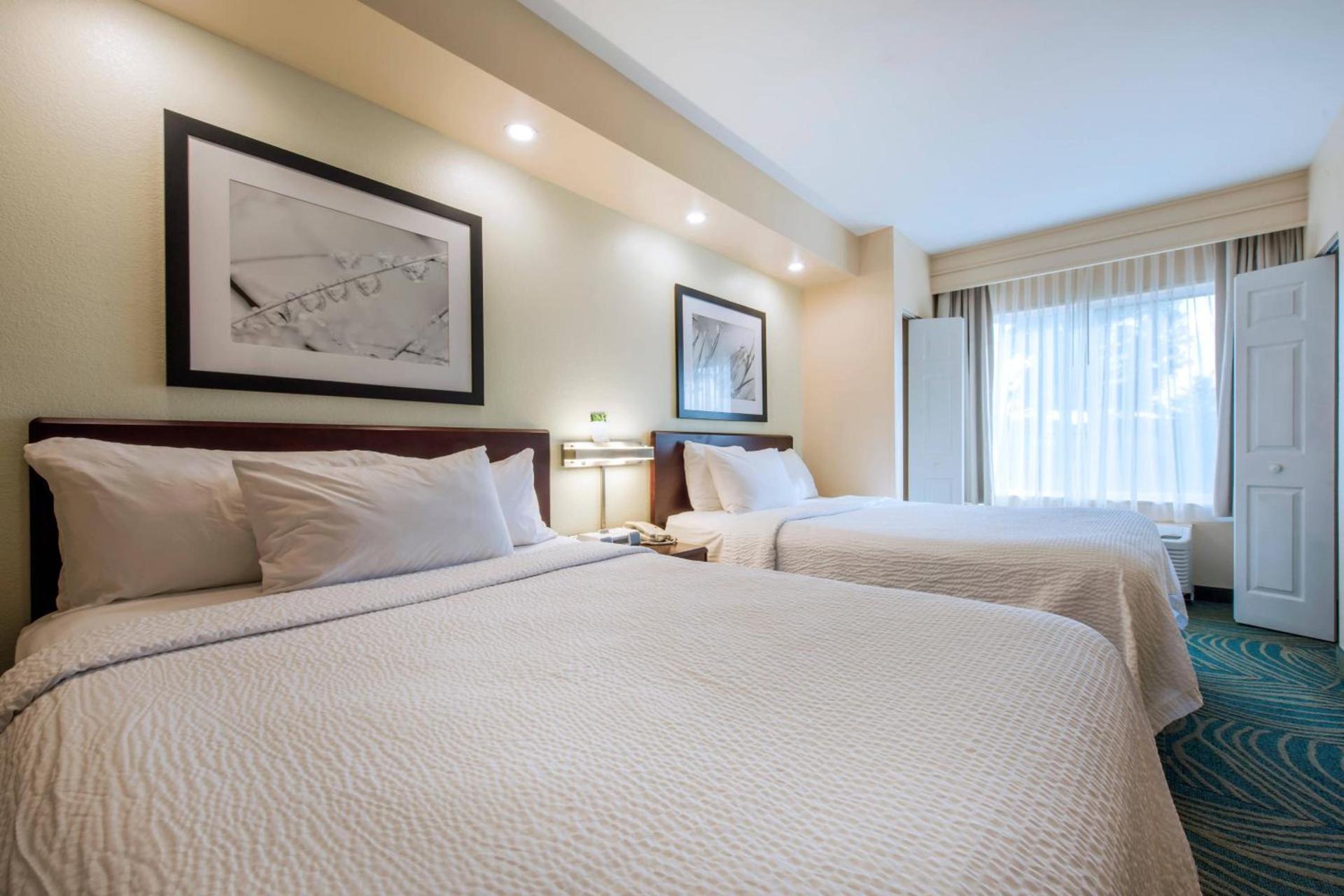 SpringHill Suites Devens Common Center photo 4