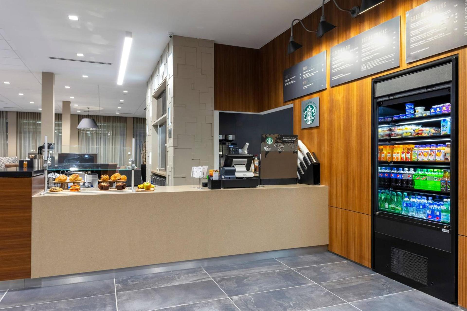 Courtyard by Marriott Indianapolis West-Speedway photo 18