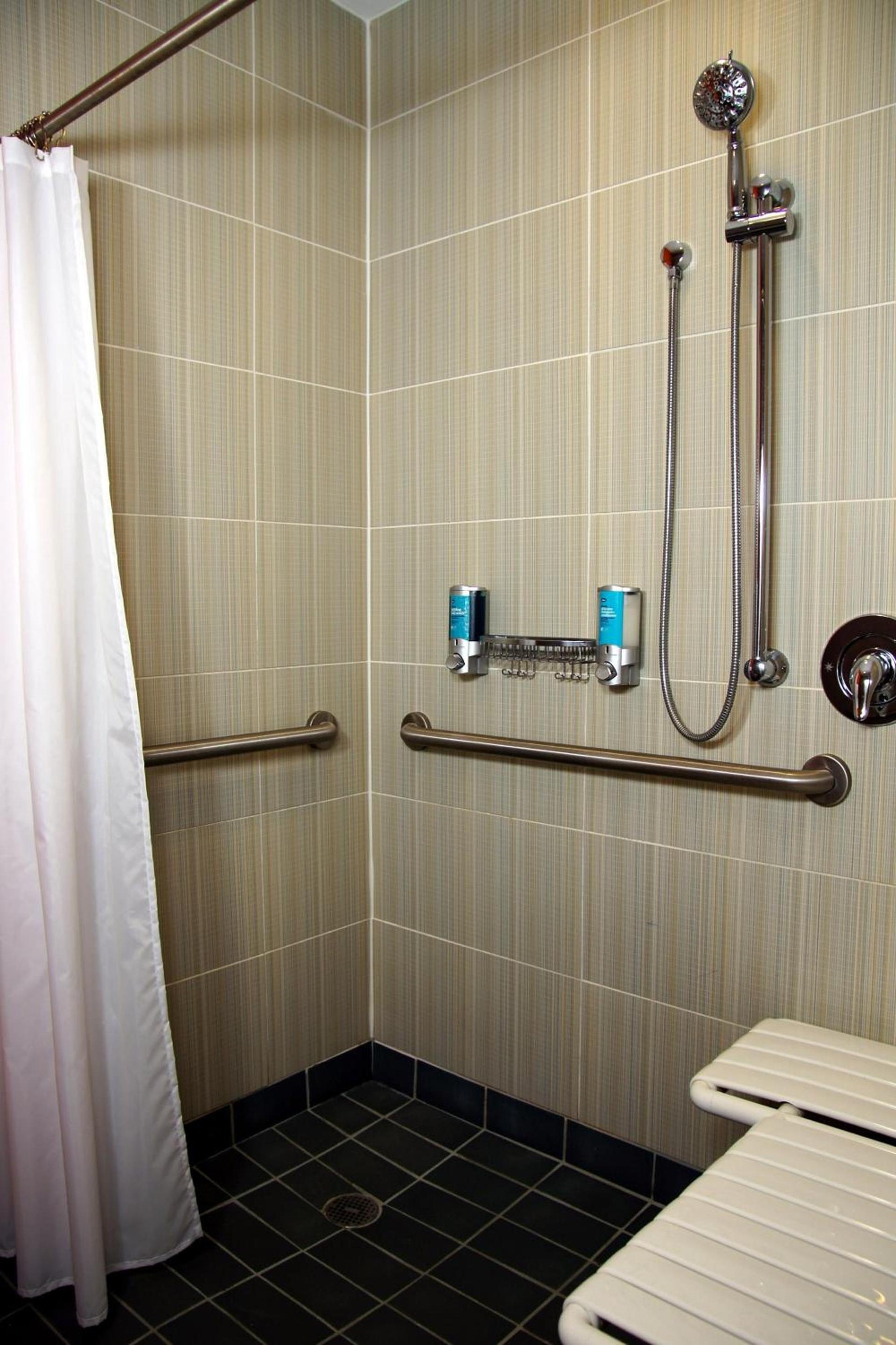 Aloft by Marriott Chesapeake photo 10