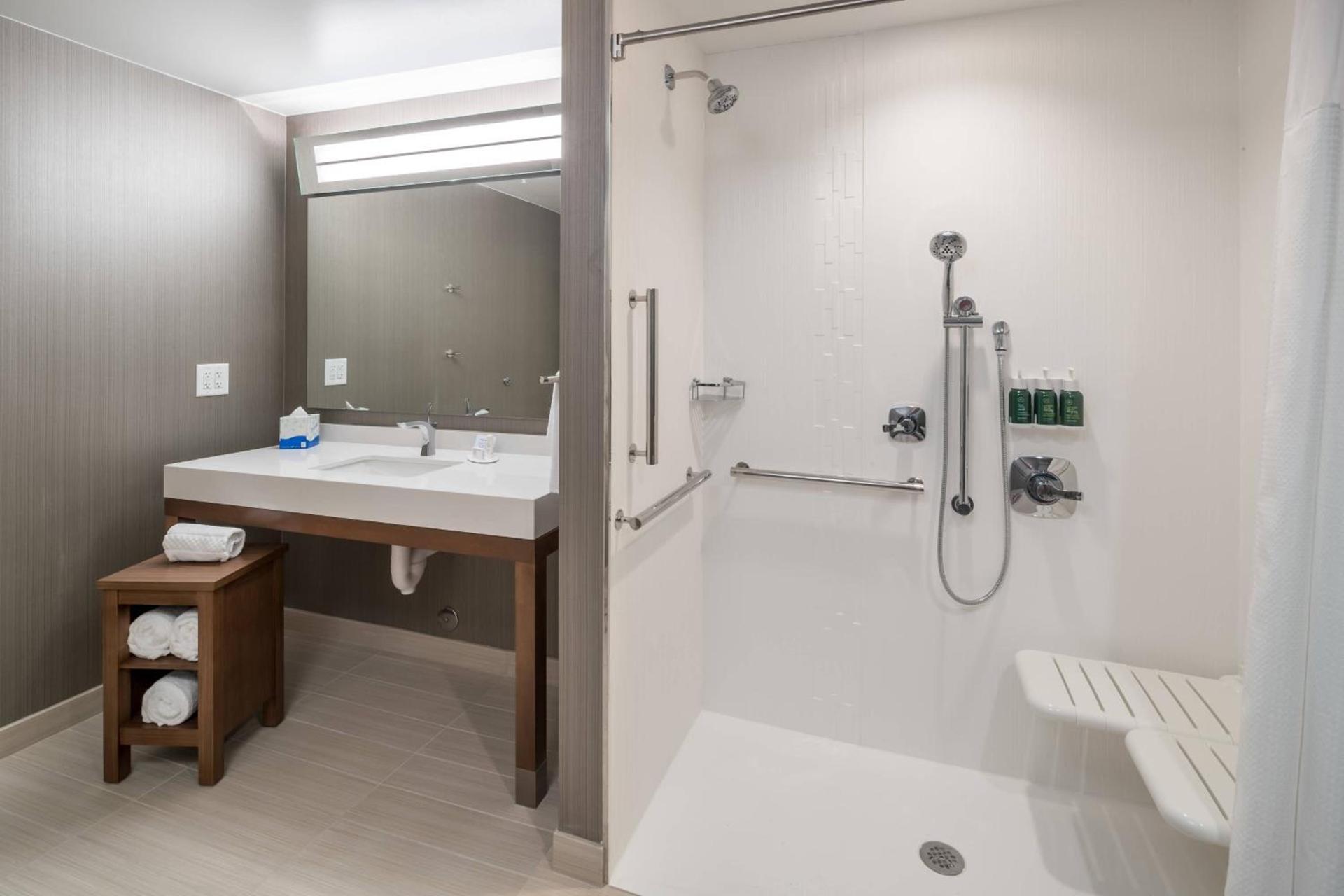 Courtyard by Marriott Hilton Head Island photo 25