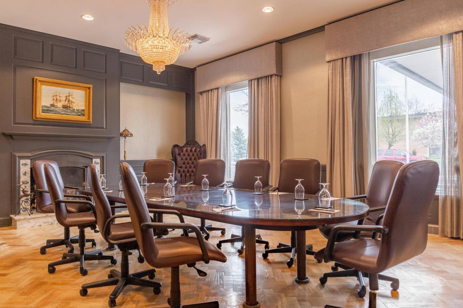 The Drake Oak Brook, Autograph Collection photo 56