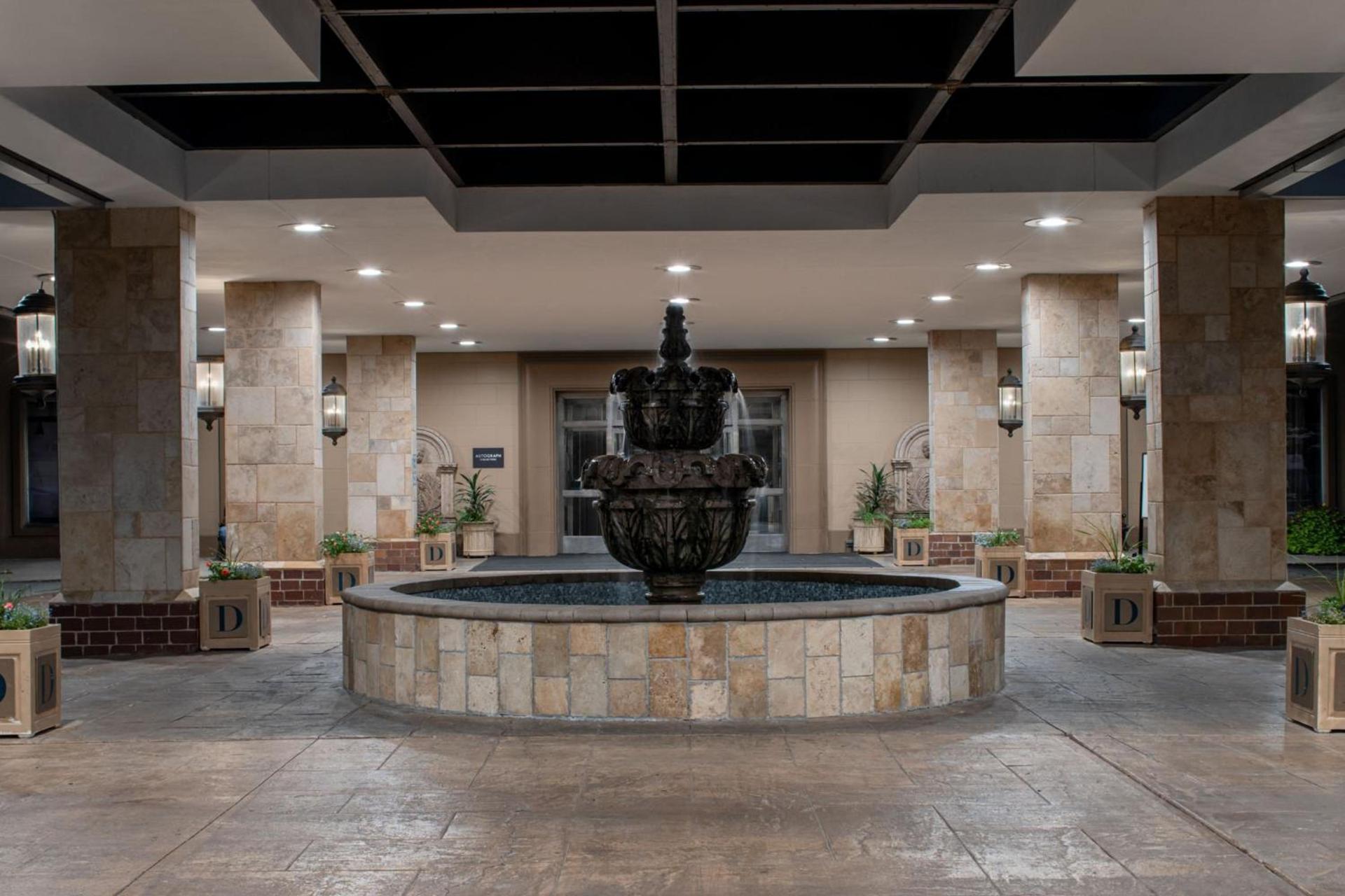 The Drake Oak Brook, Autograph Collection photo 10