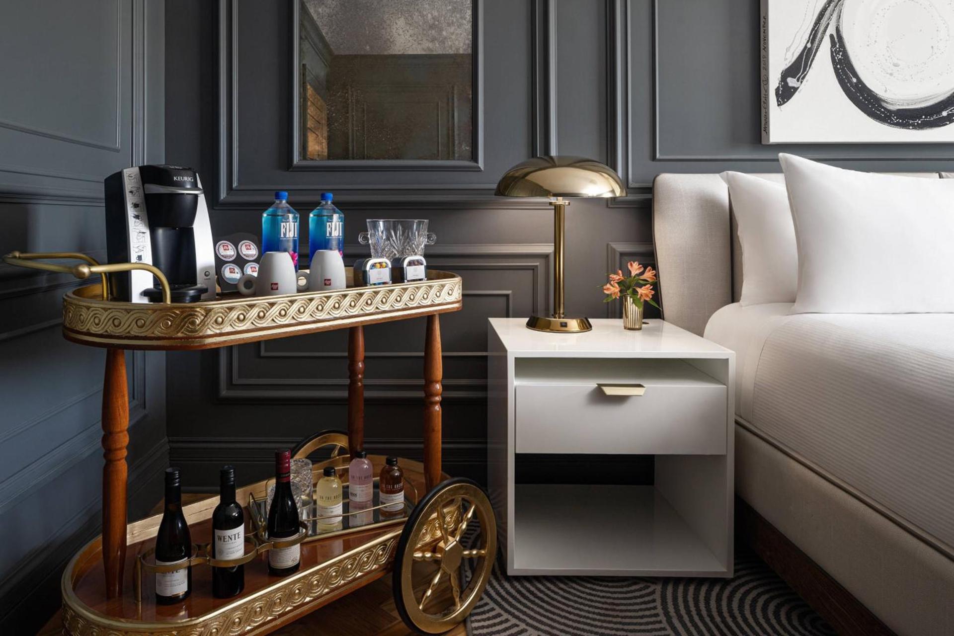 The Drake Oak Brook, Autograph Collection photo 22