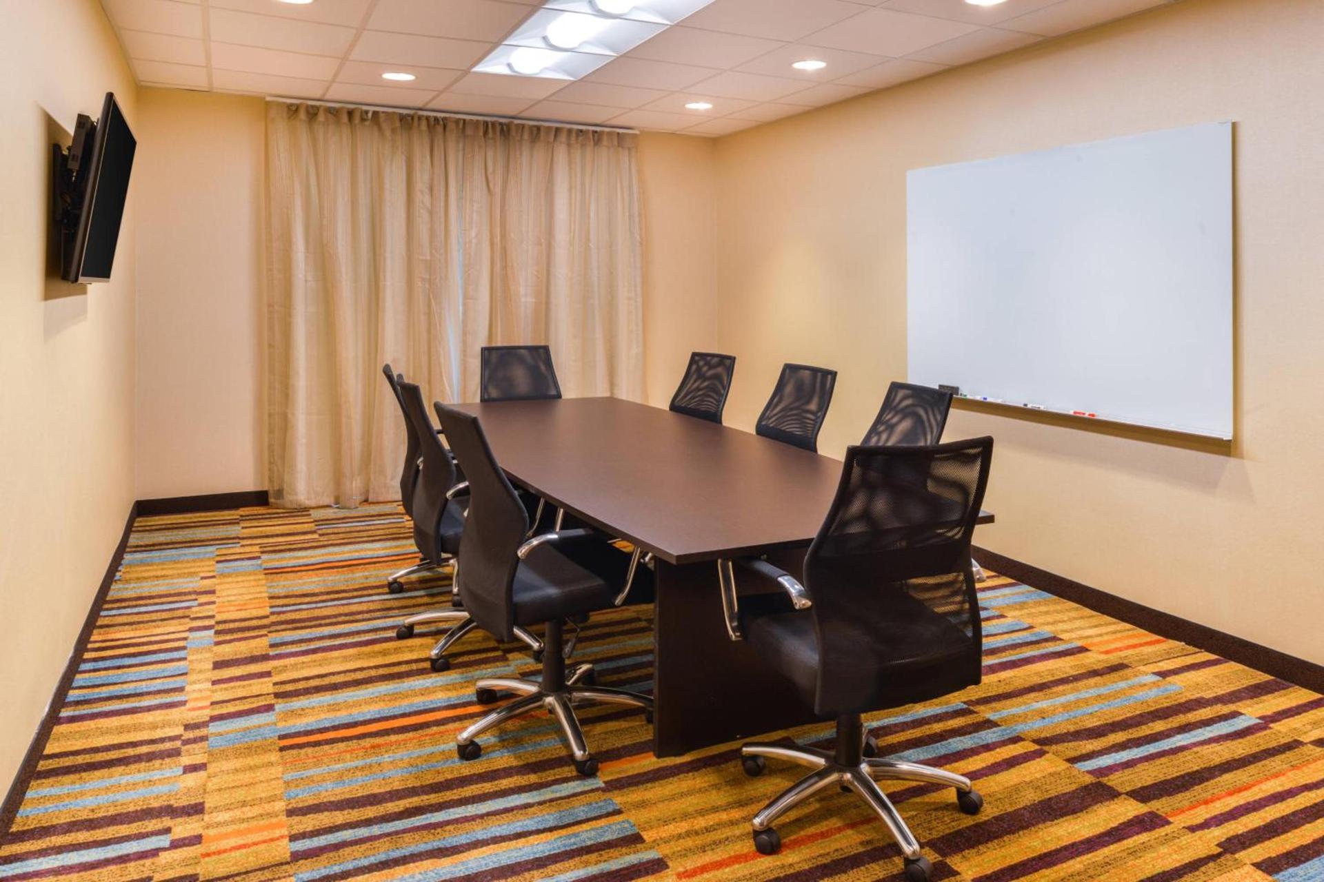Fairfield Inn & Suites by Marriott Coralville photo 36