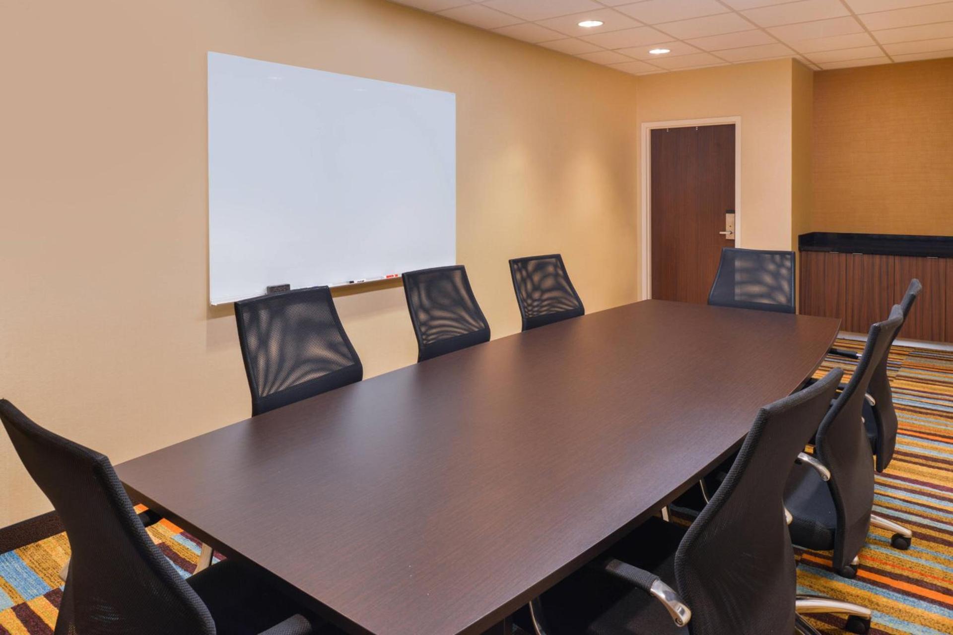 Fairfield Inn & Suites by Marriott Coralville photo 37