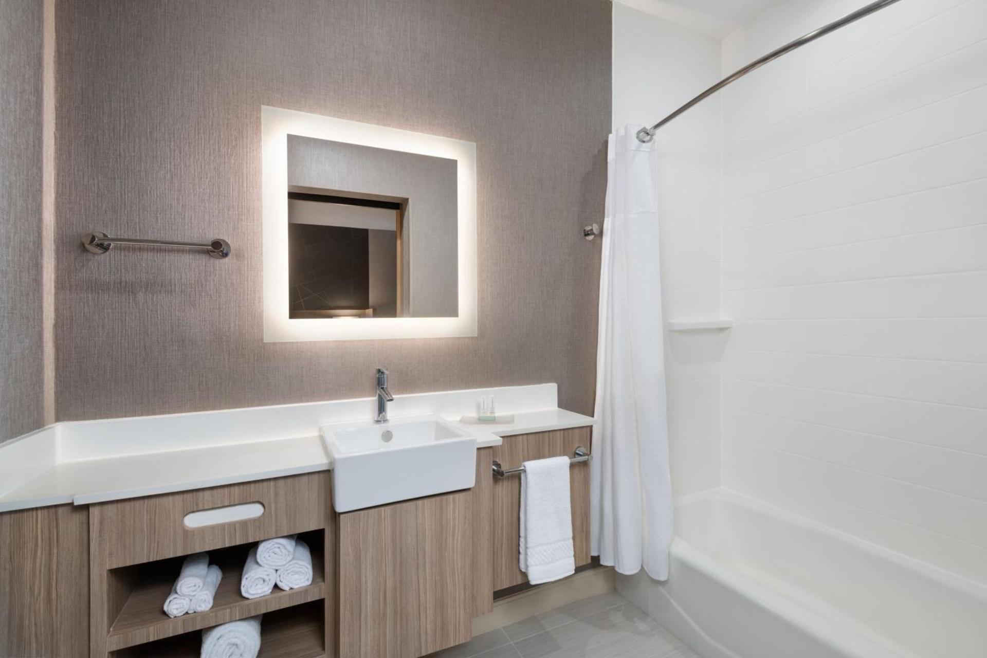 SpringHill Suites by Marriott Weatherford Willow Park photo 10