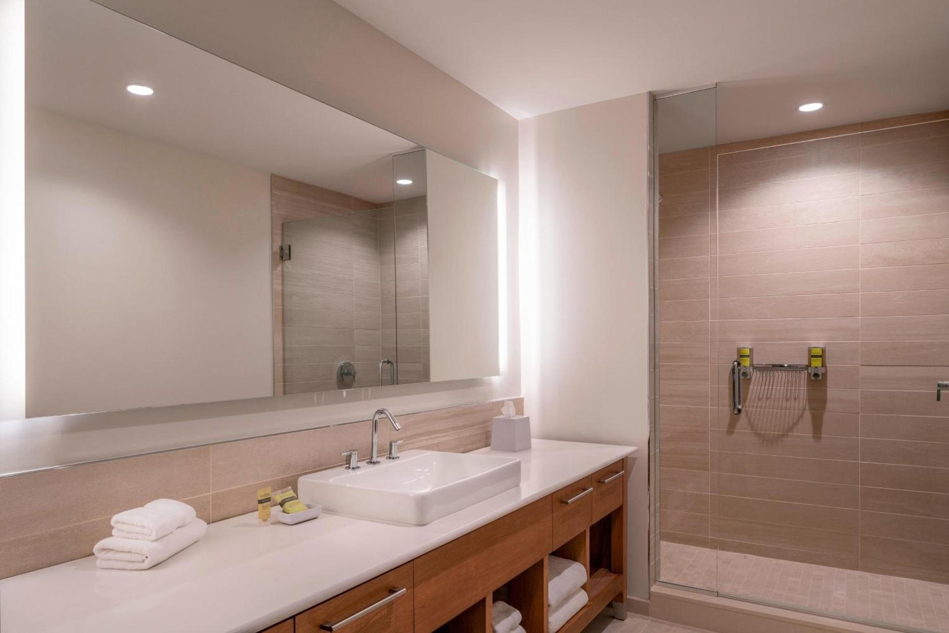 Element by Marriott Fort Lauderdale Downtown photo 7