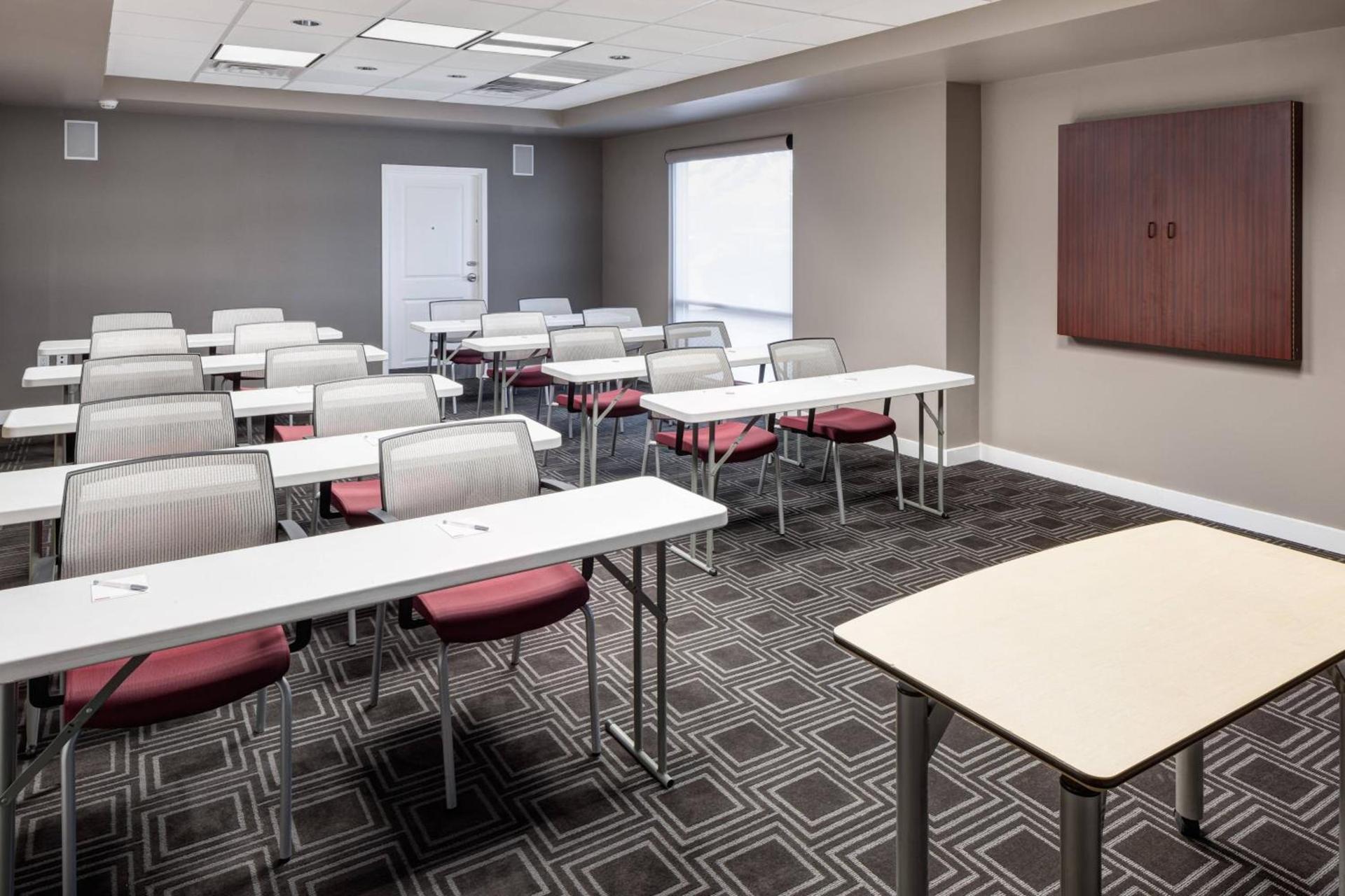 TownePlace Suites Columbia Southeast / Fort Jackson photo 32