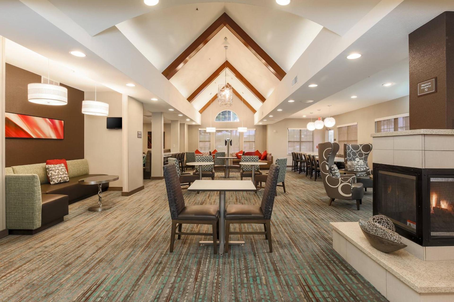 Residence Inn by Marriott Phoenix Chandler Fashion Center photo 17