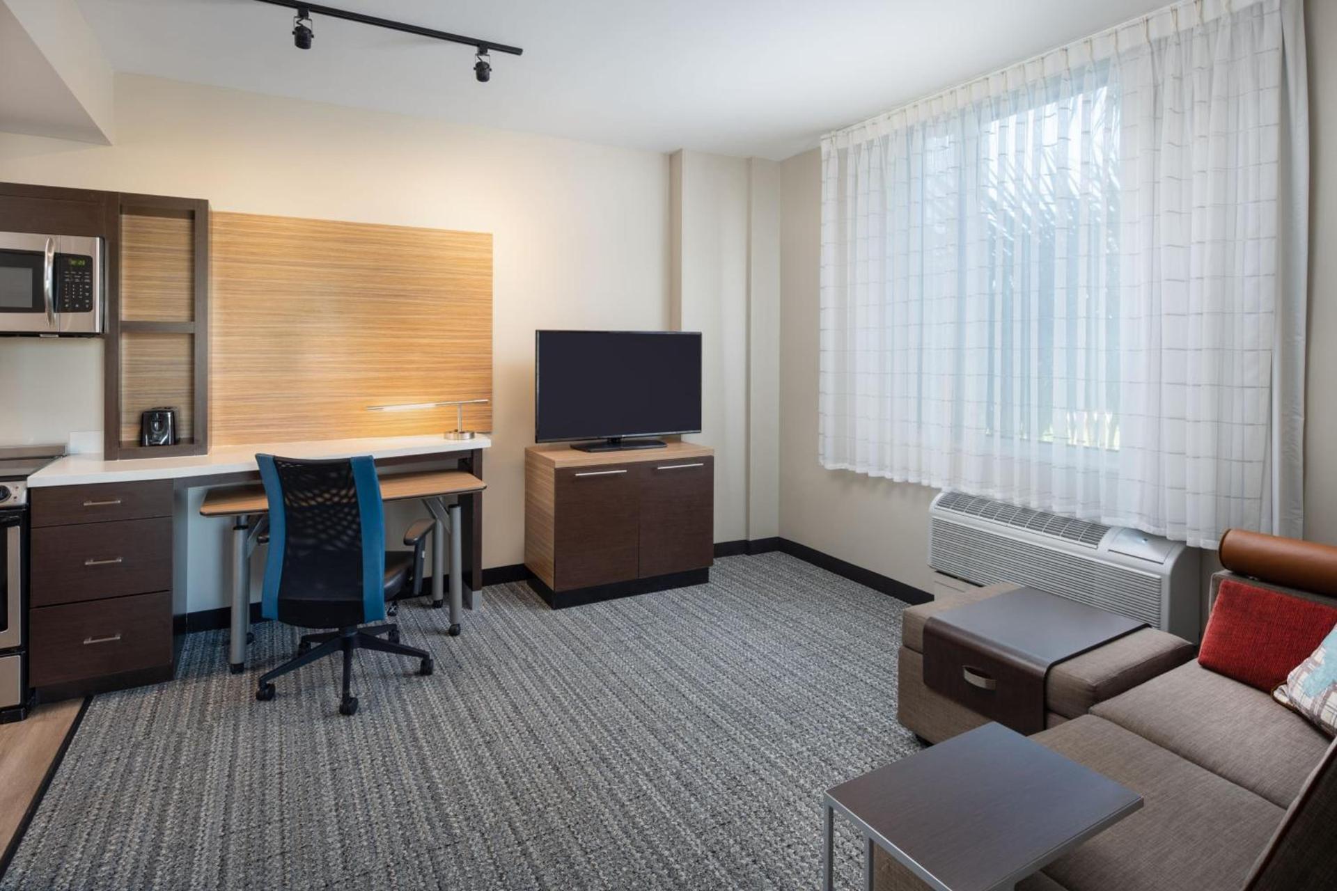 TownePlace Suites Miami Kendall West photo 17