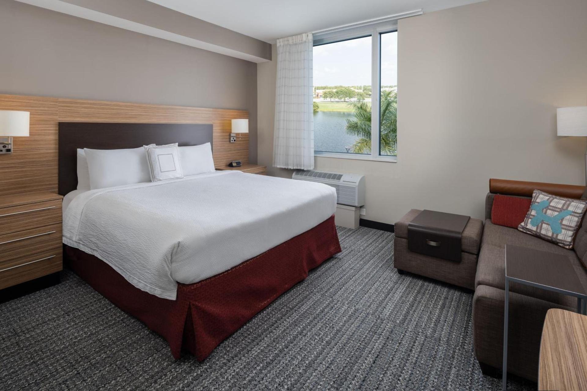 TownePlace Suites Miami Kendall West photo 20