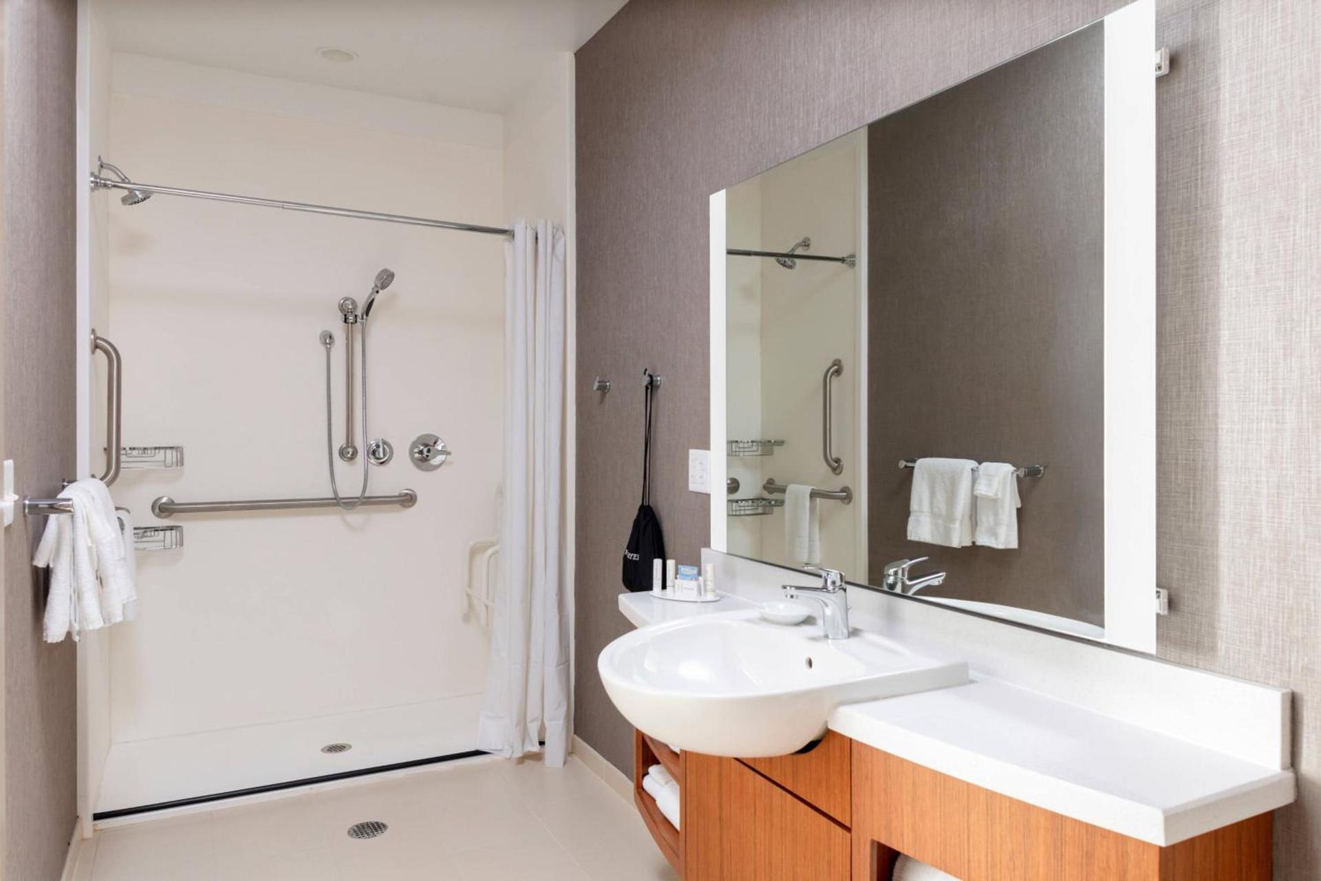 SpringHill Suites by Marriott Great Falls photo 14