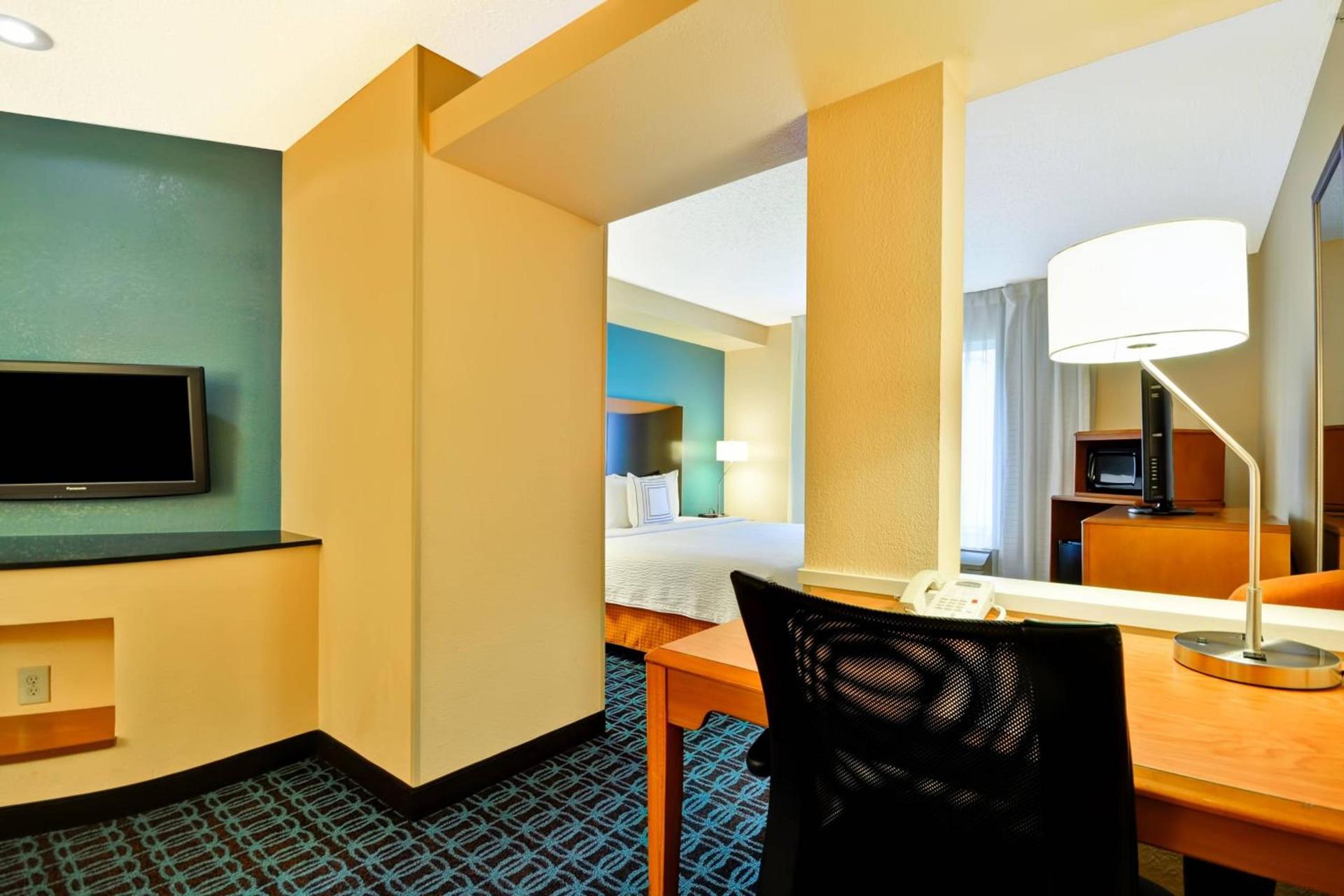 Fairfield Inn & Suites Dallas Medical/Market Center photo 10
