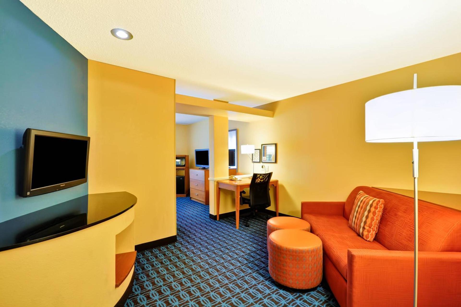 Fairfield Inn & Suites Dallas Medical/Market Center photo 11