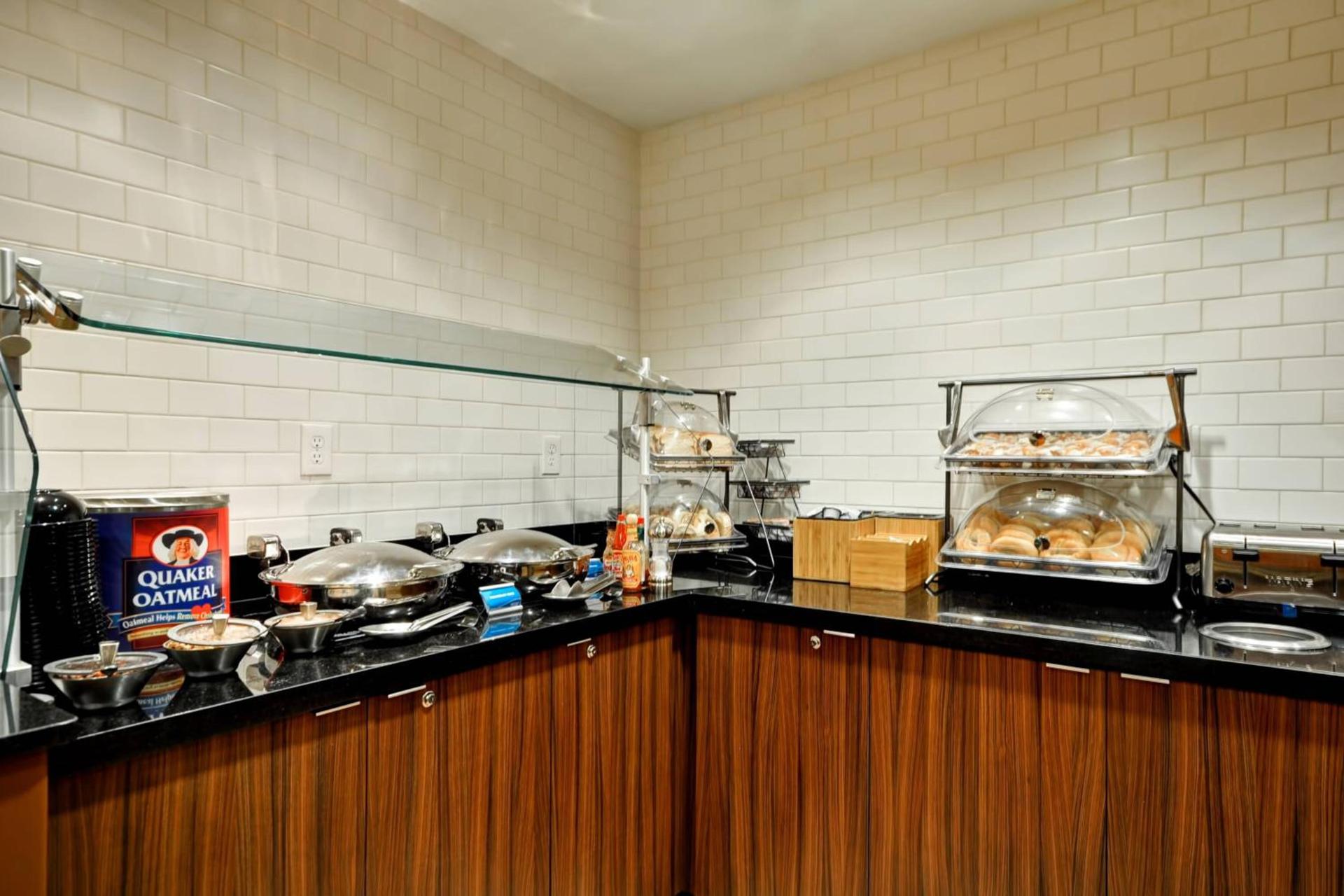 Fairfield Inn & Suites Dallas Medical/Market Center photo 18