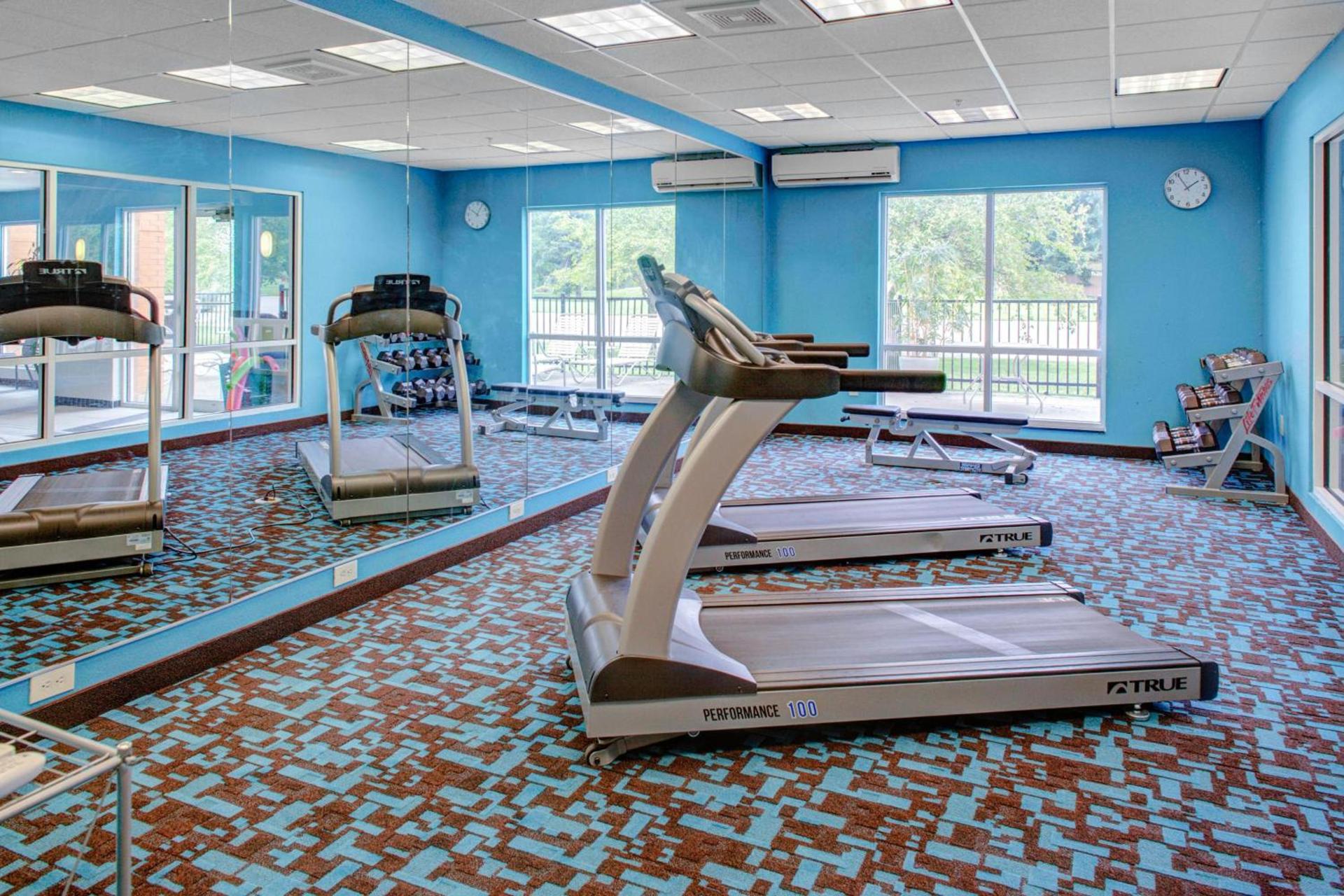 Fairfield Inn and Suites by Marriott Seymour photo 14