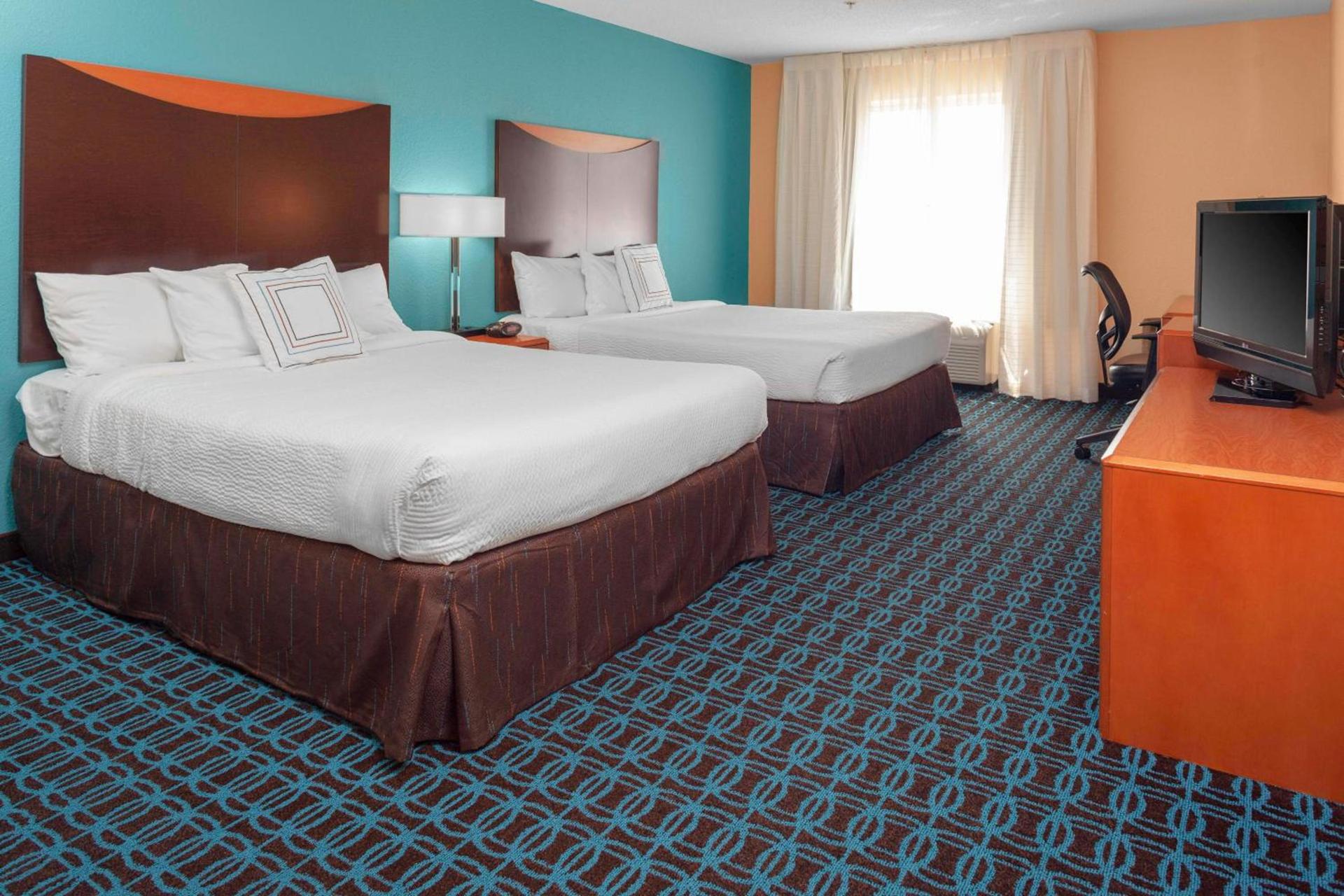Fairfield Inn and Suites by Marriott Seymour photo 3