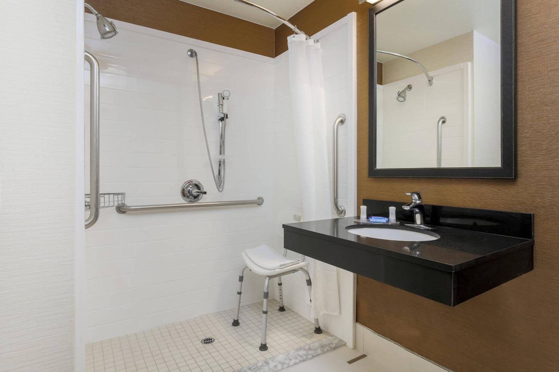 Fairfield by Marriott Inn & Suites Las Vegas Stadium Area photo 14